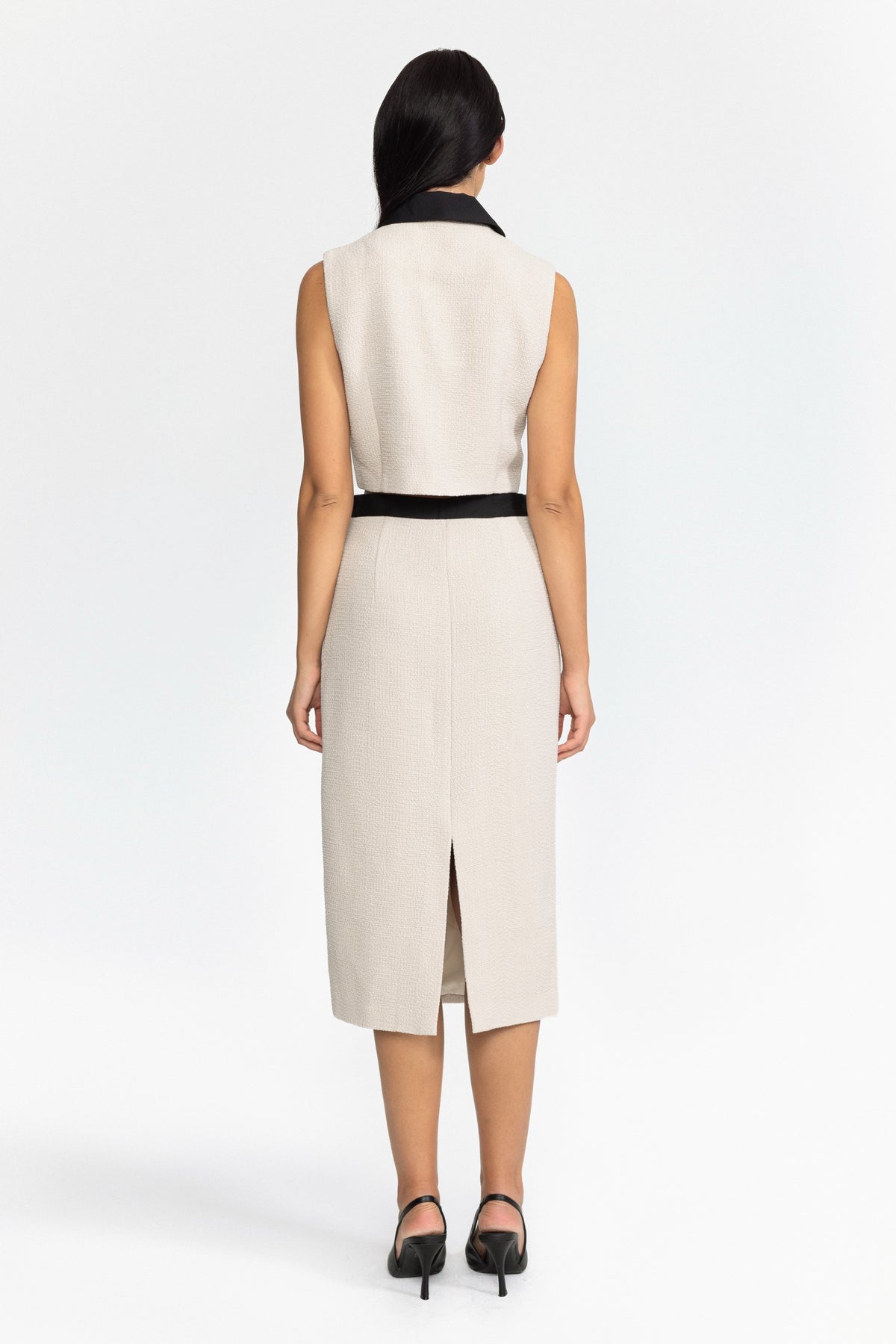 Ensemble top court en tweed à col contrastant et jupe midi - blanc cassé 
