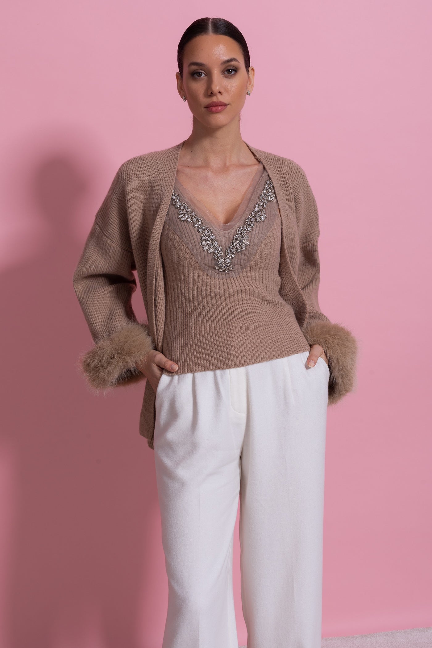 Ensemble Deux Pièces en Maille avec Ornements en Cristal et Poignets Bordés - Beige 