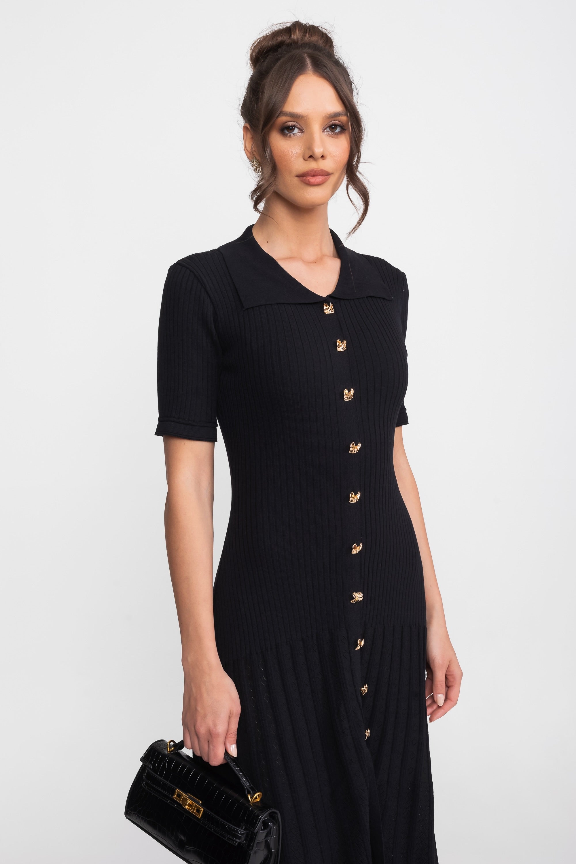 Robe midi en maille côtelée avec col Peter Pan et jupe plissée - Noir 