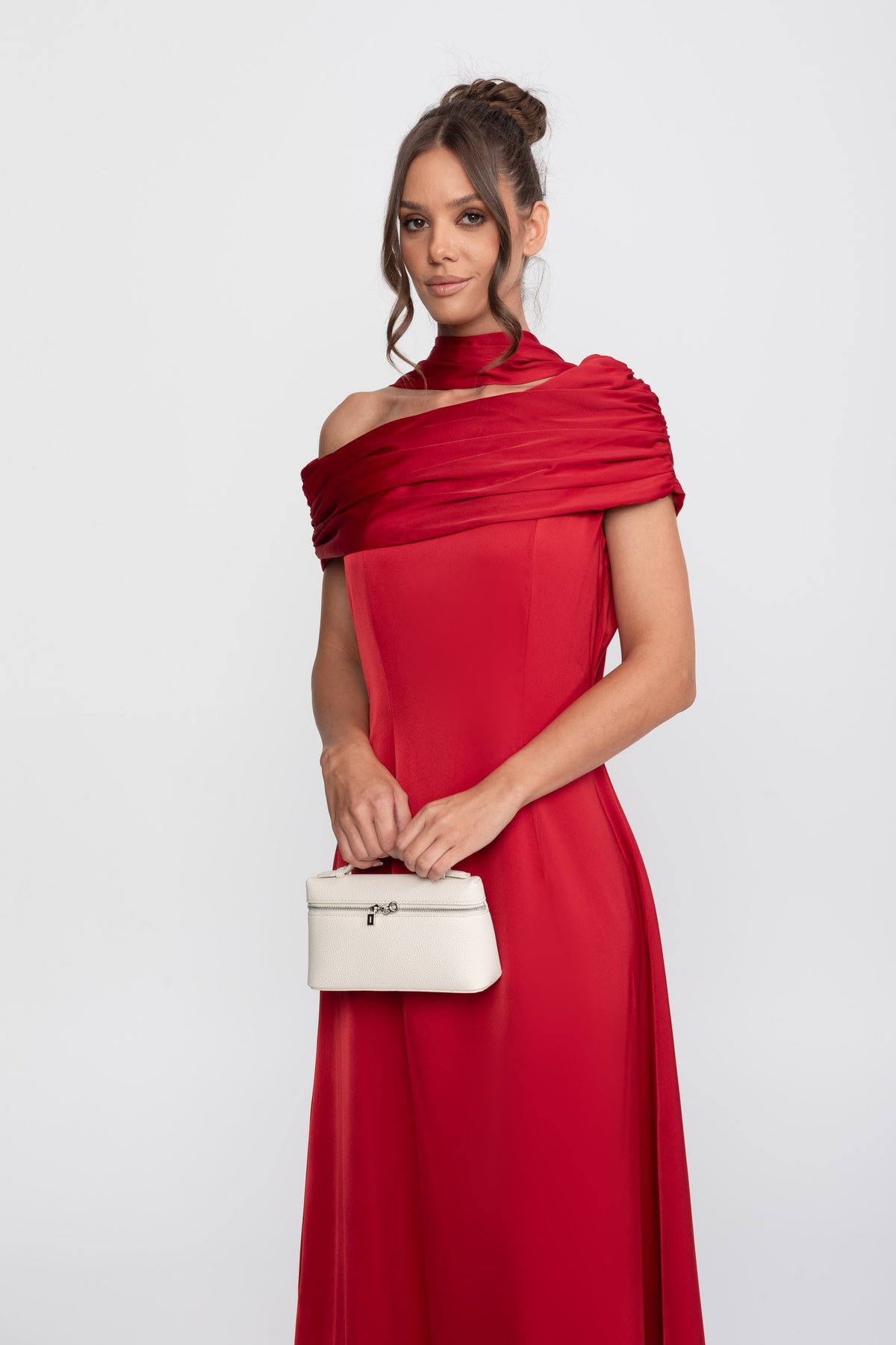 Robe en satin drapée à une épaule avec effet cache-cœur froncé - Rouge 