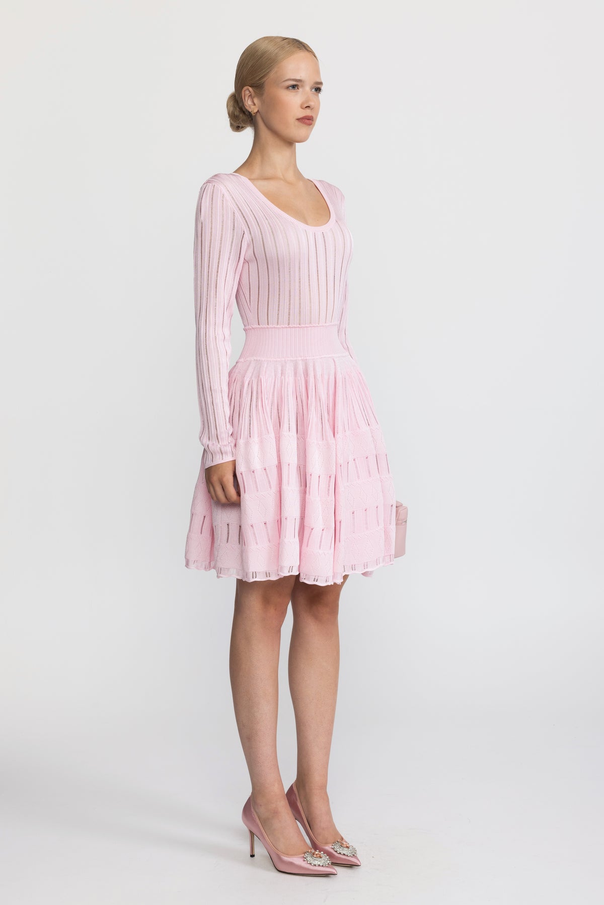 Robe patineuse mini à encolure dégagée en maille ladder - rose 