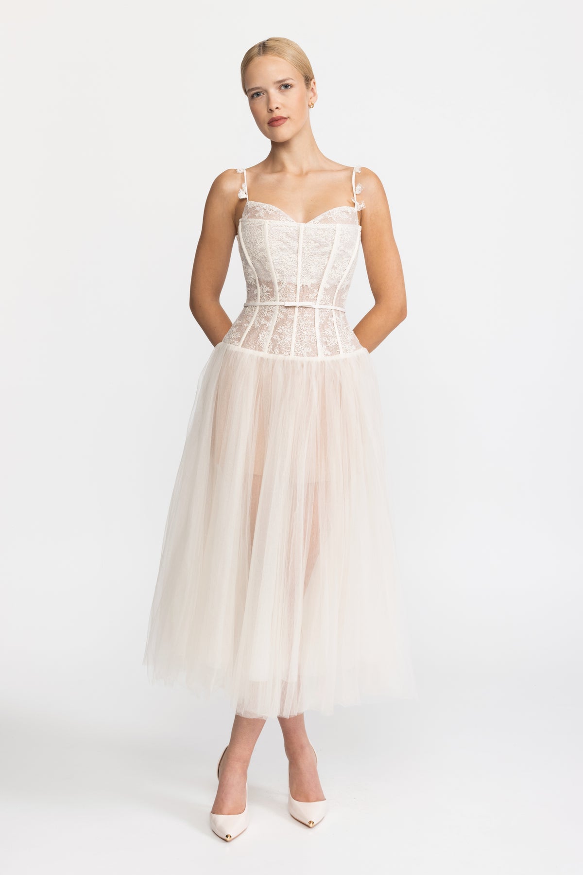 Robe midi en tulle à corset en dentelle - Beige 