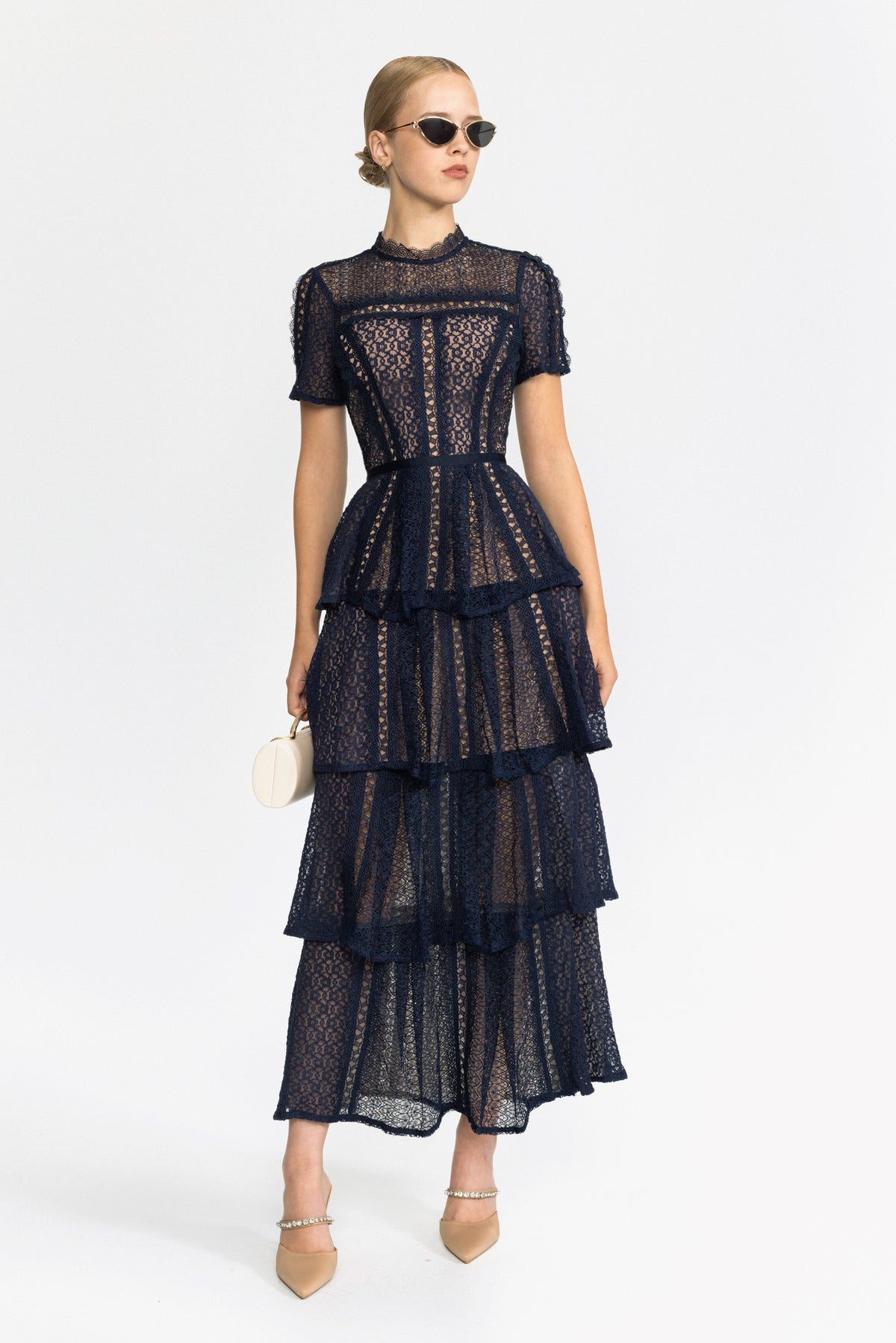 Robe midi à volants en dentelle à empiècements - bleu marine 