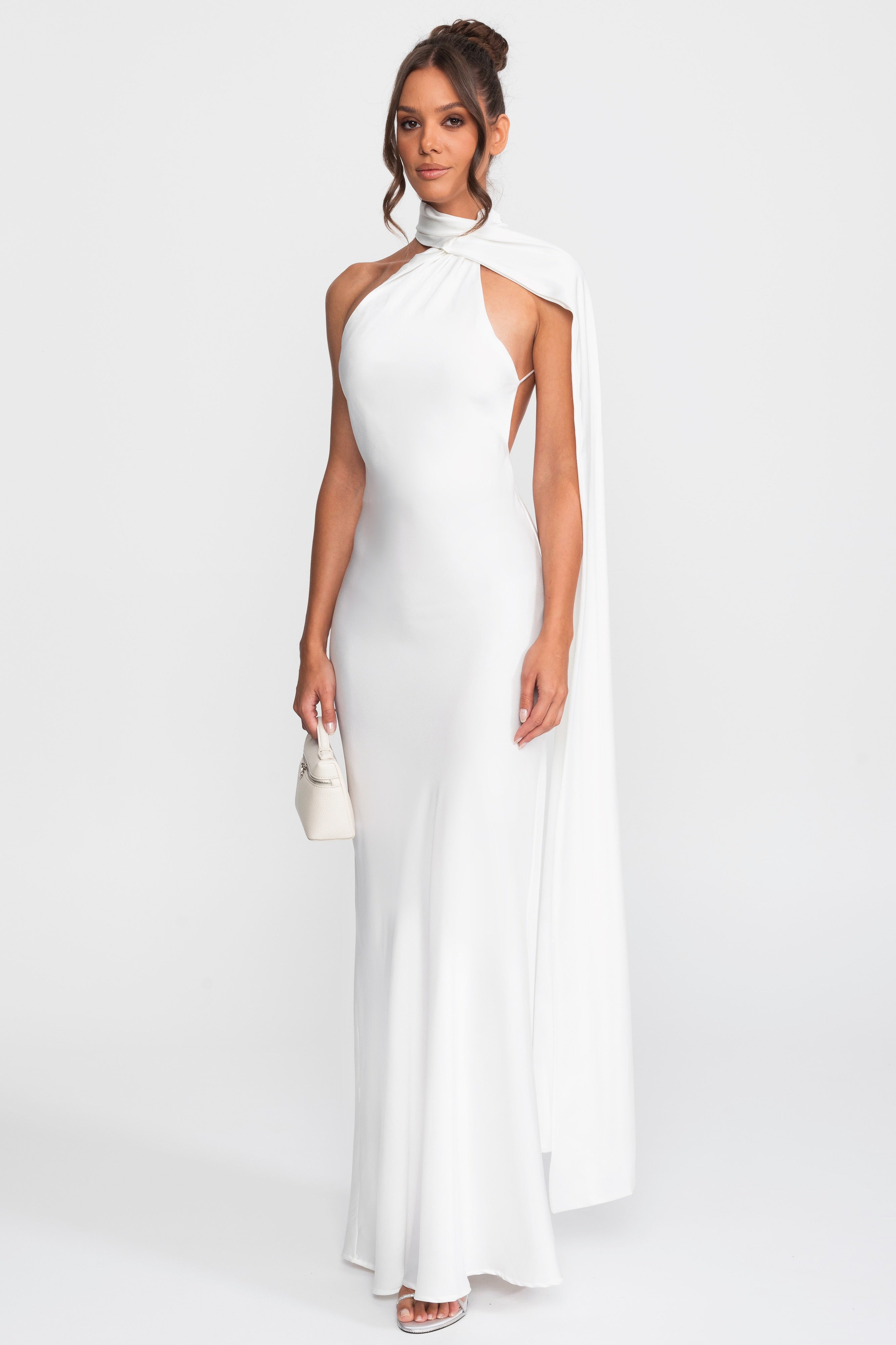 Robe nuisette en satin à col halter torsadé avec décolleté asymétrique - Blanc 