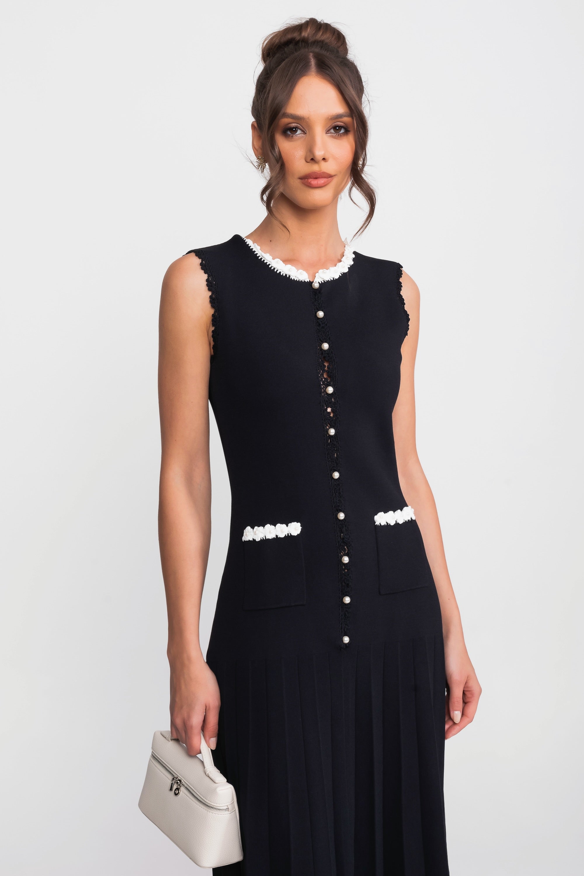 Robe midi sans manches avec détails en perles - Noir 