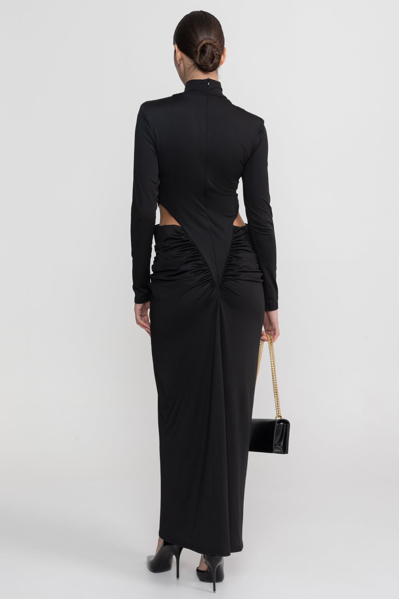 Robe Maxi à Col Haut avec Manches Longues et Détail Découpe à la Taille - Noir 