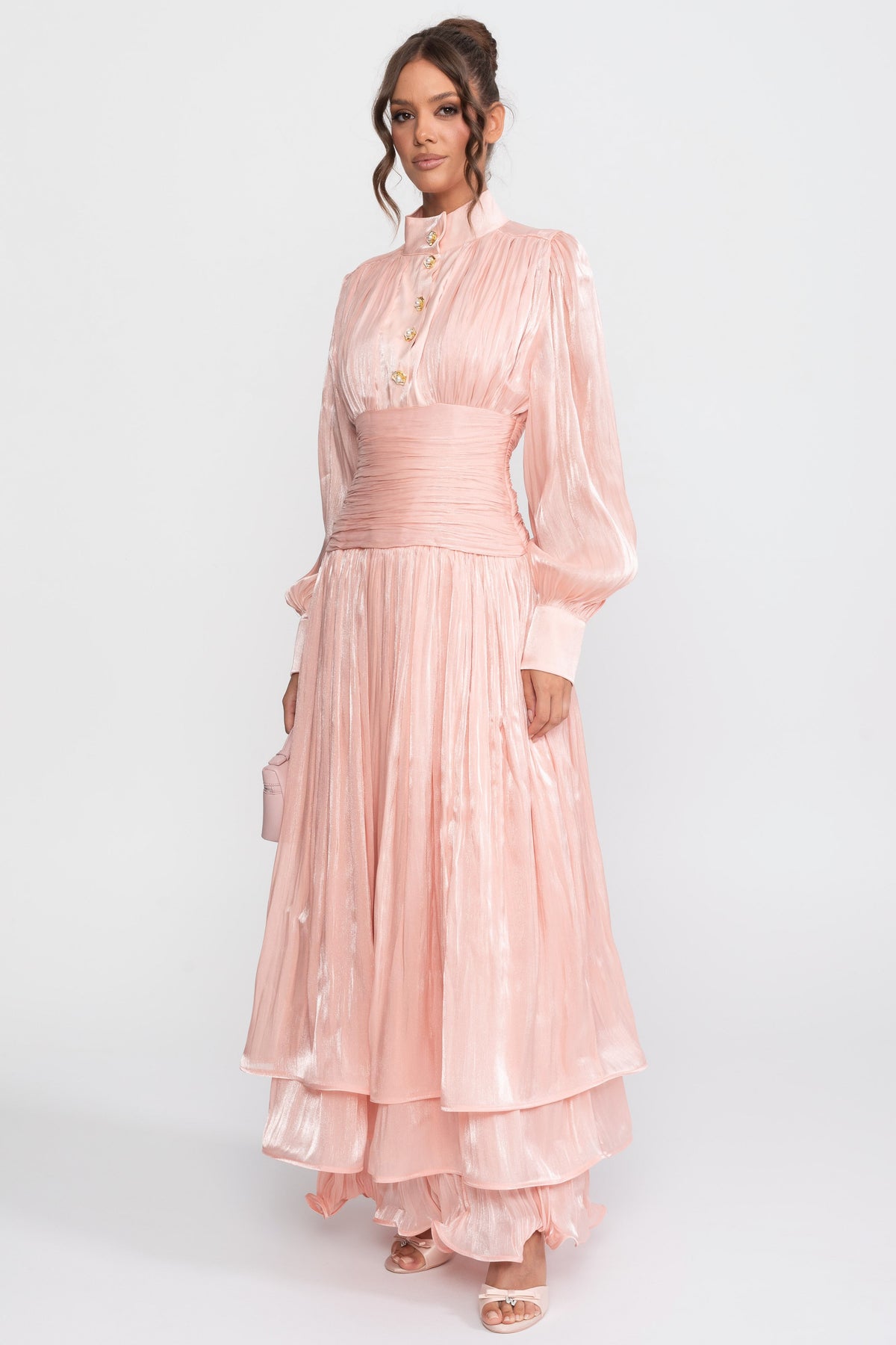 Robe longue à étages à manches ballon avec boutons rose ornés de bijoux - Peach 