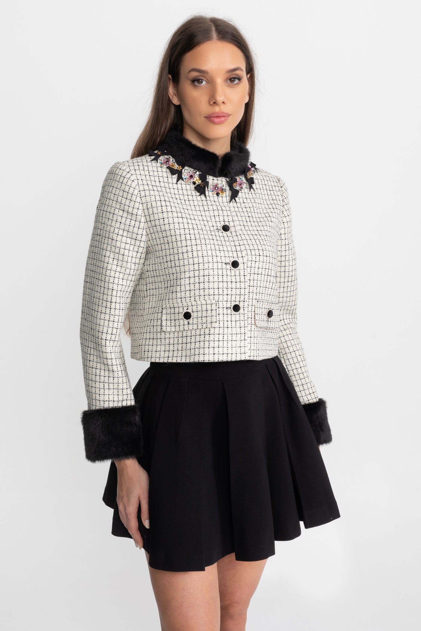 Textured Tweed Jacket with Embellished Fox Fur Collar – Ivoire & Black