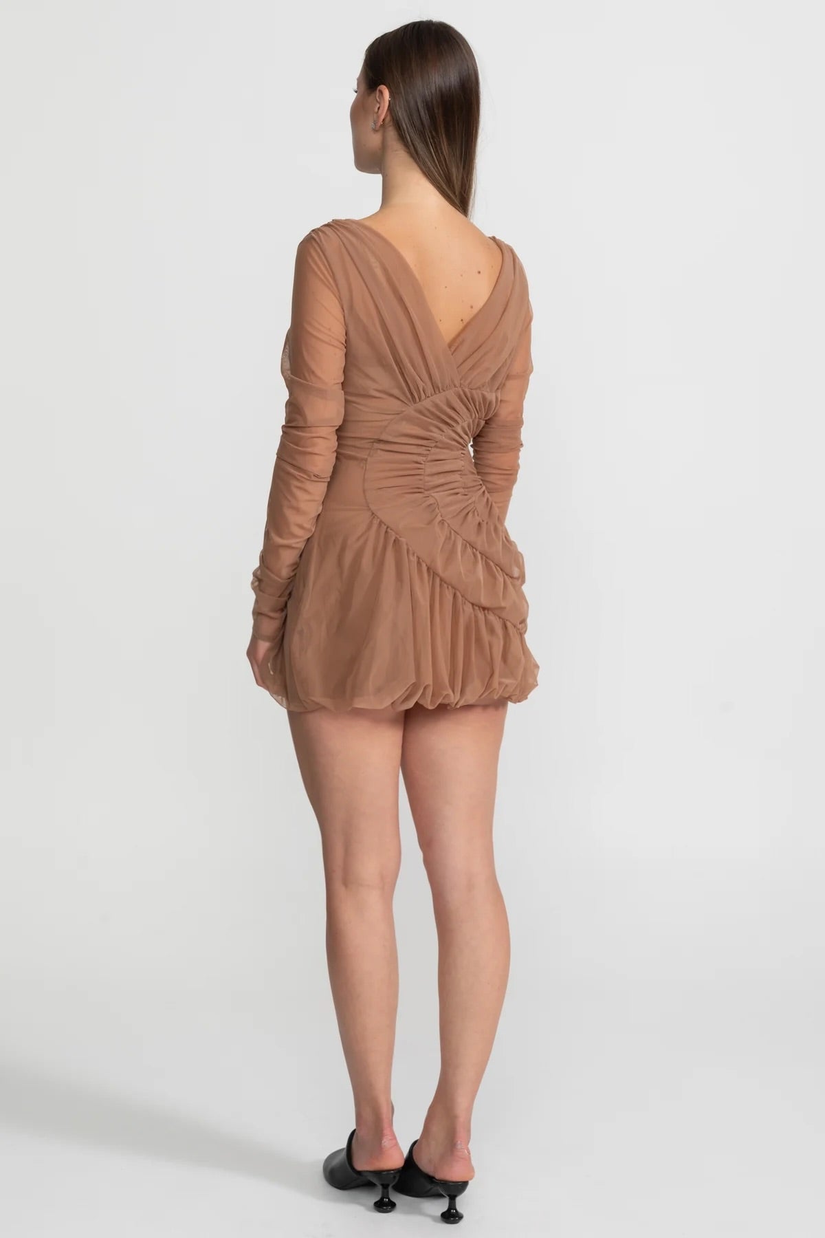 Robe courte drapée avec détails froncés en spirale - Nude 