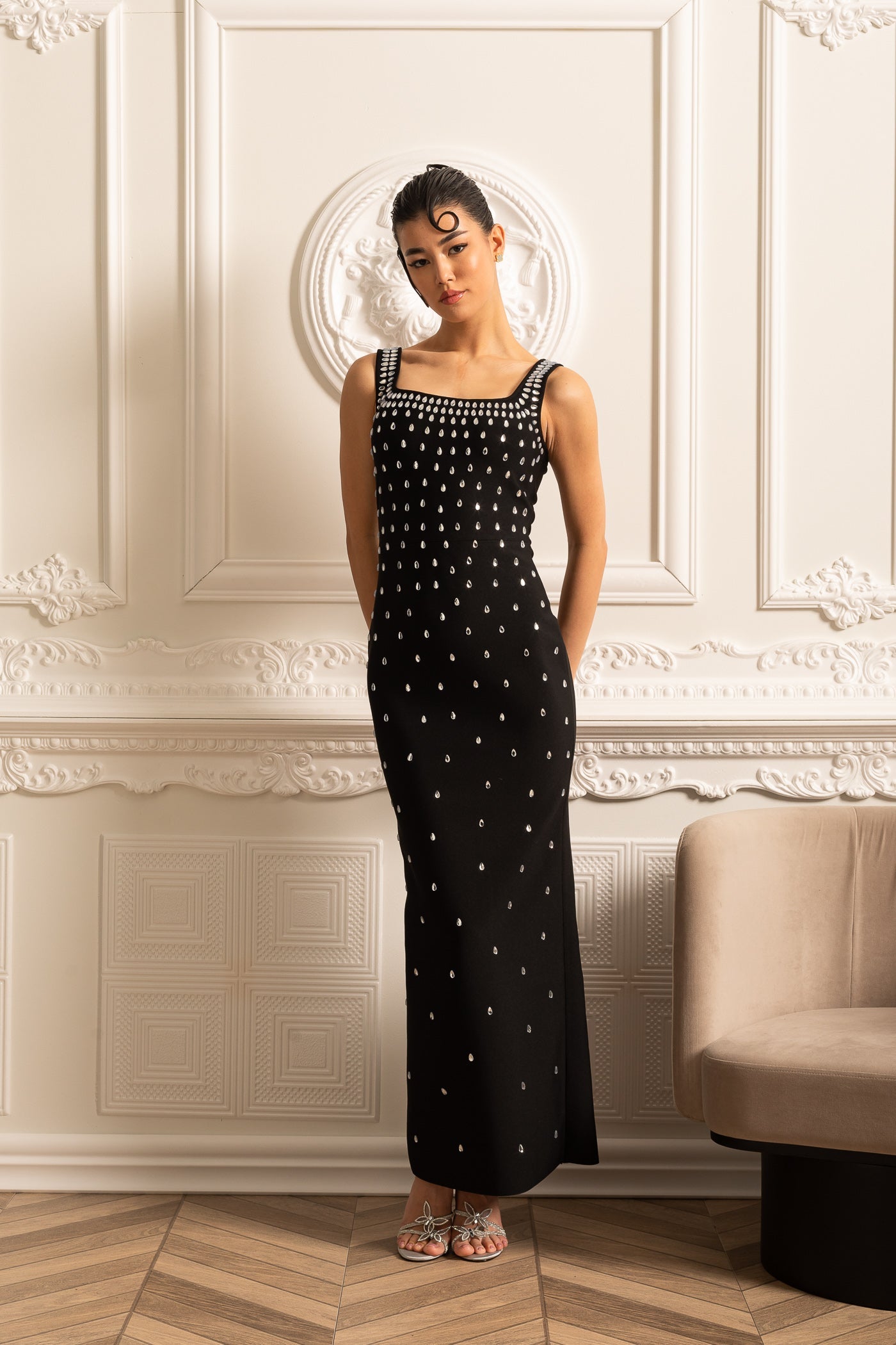 Robe Ajustée Ornée de Délicats Cristaux - Noir 