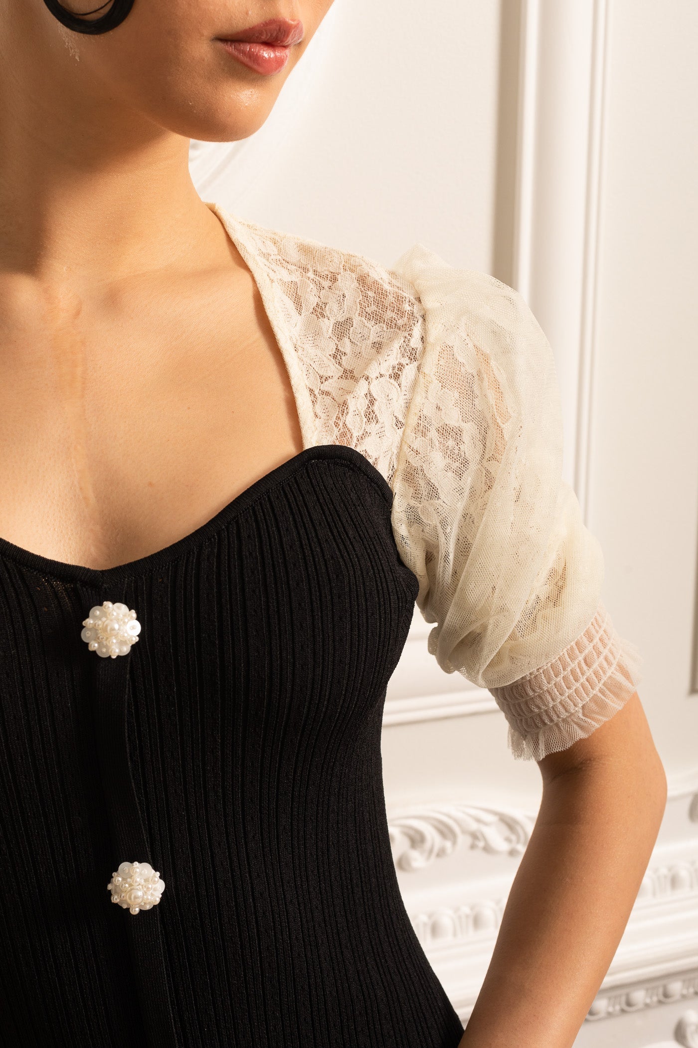 Ankle-Length Dress With Contrasting Sheer Lace Sleeves - Black