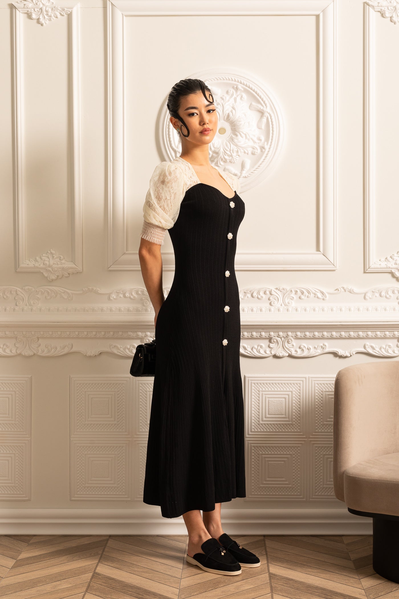 Ankle-Length Dress With Contrasting Sheer Lace Sleeves - Black