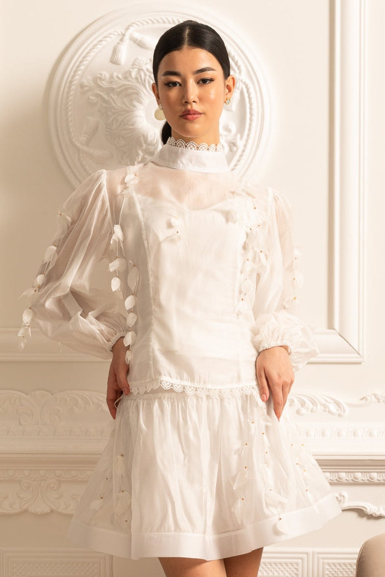 Elegant Floral Co-Ord With Delicate Lace Trim Accents - White