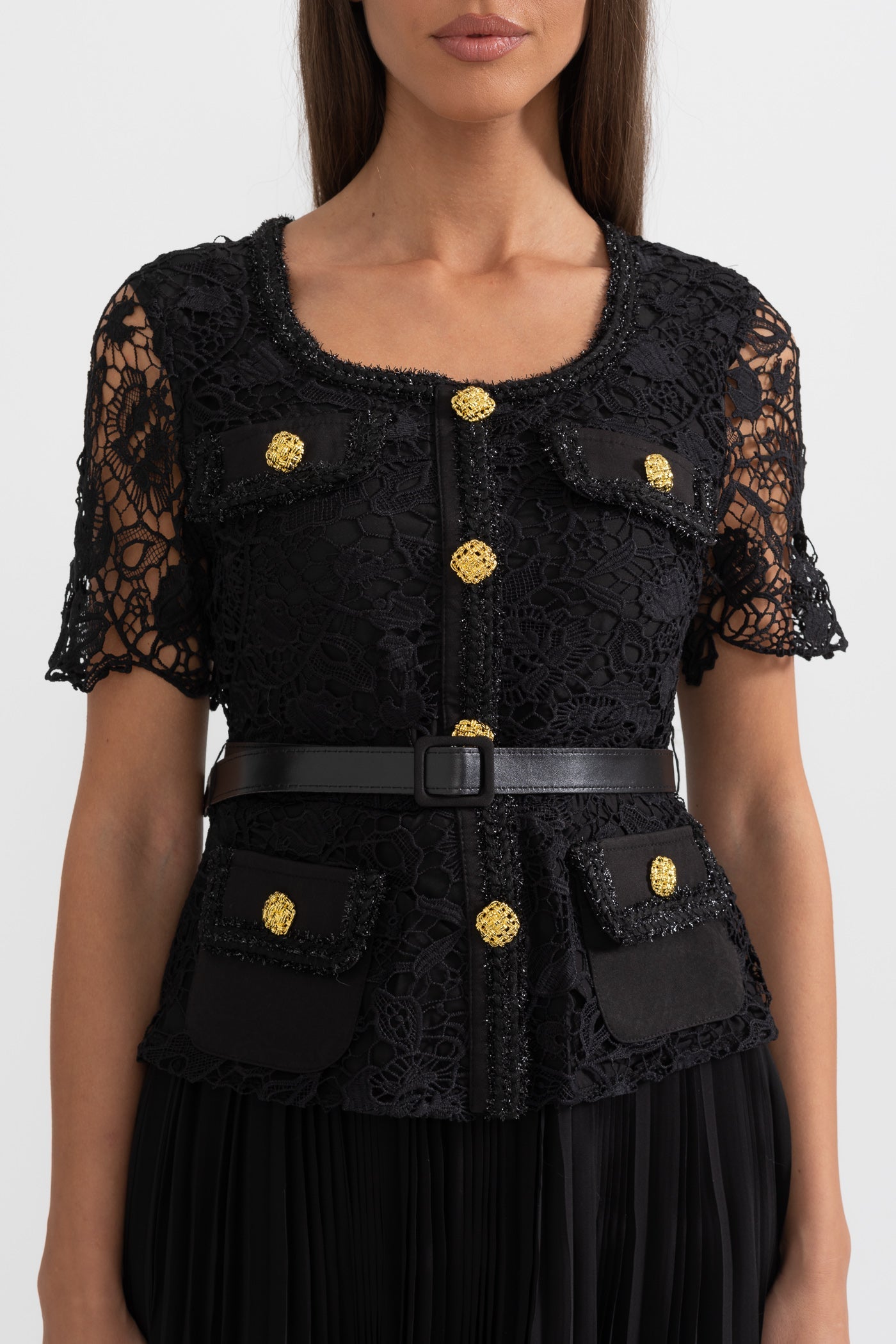 Robe Élégante à Manches Courtes avec Haut en Dentelle et Jupe Évasée - Noir 