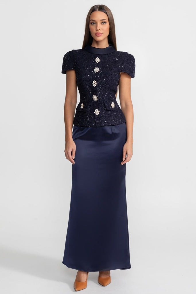 Ensemble coordonné avec haut orné de tweed et jupe maxi en satin - Navy 