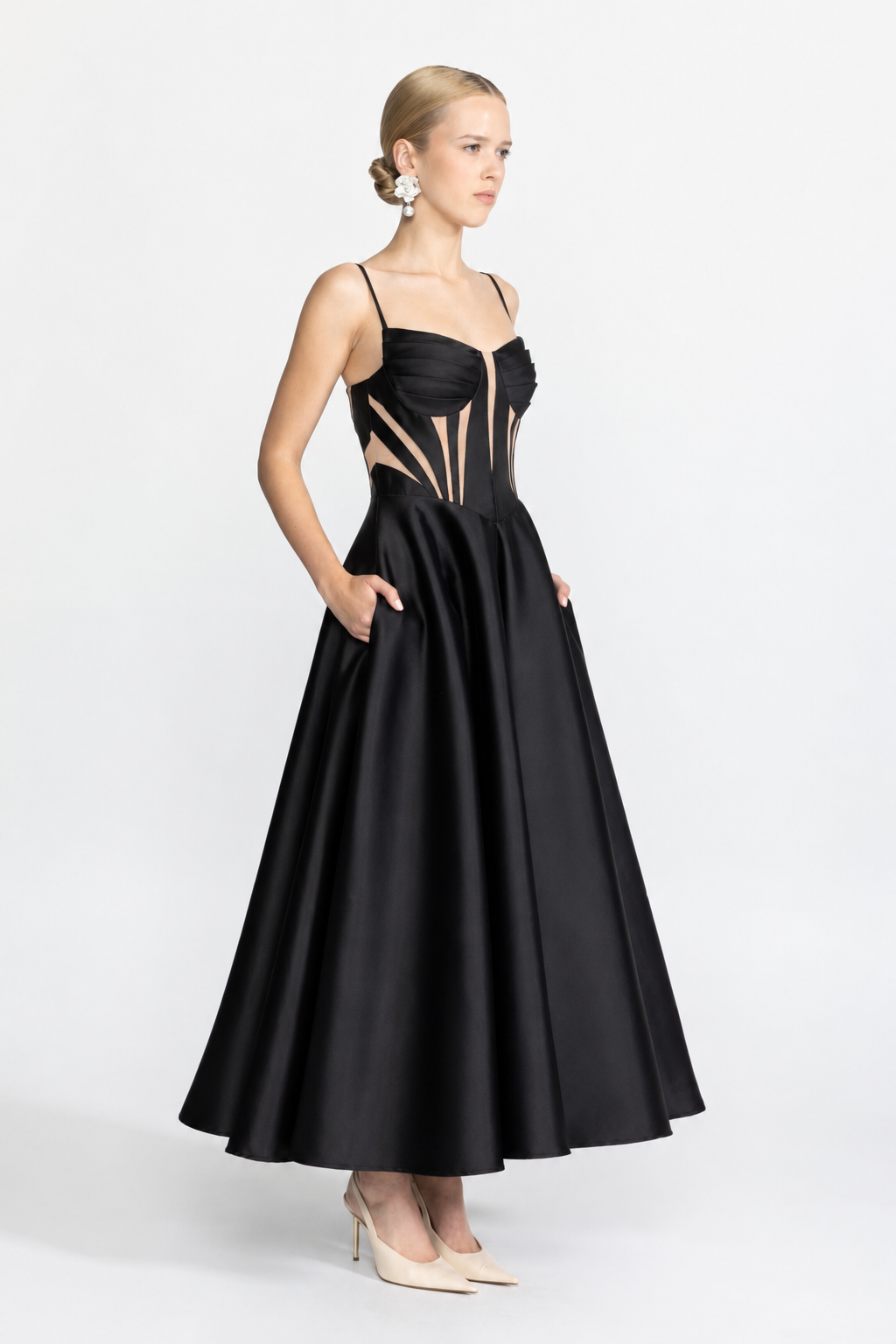 Robe midi corset en satin à empiècements transparents - Noir 