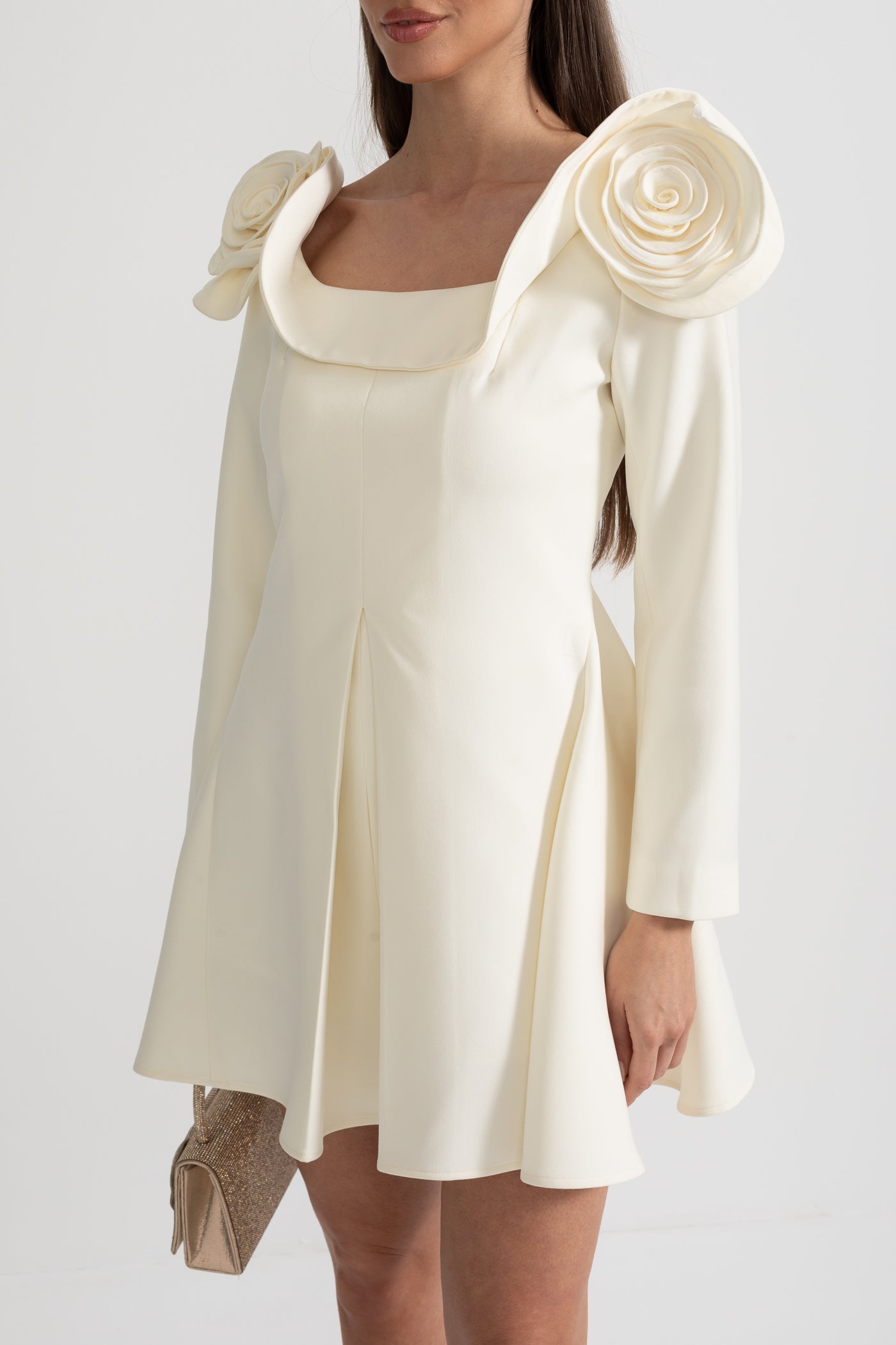 Robe Mini Élégante à Encolure Carrée, Appliques Florales 3D et Jupe Évasée - Ivoire 