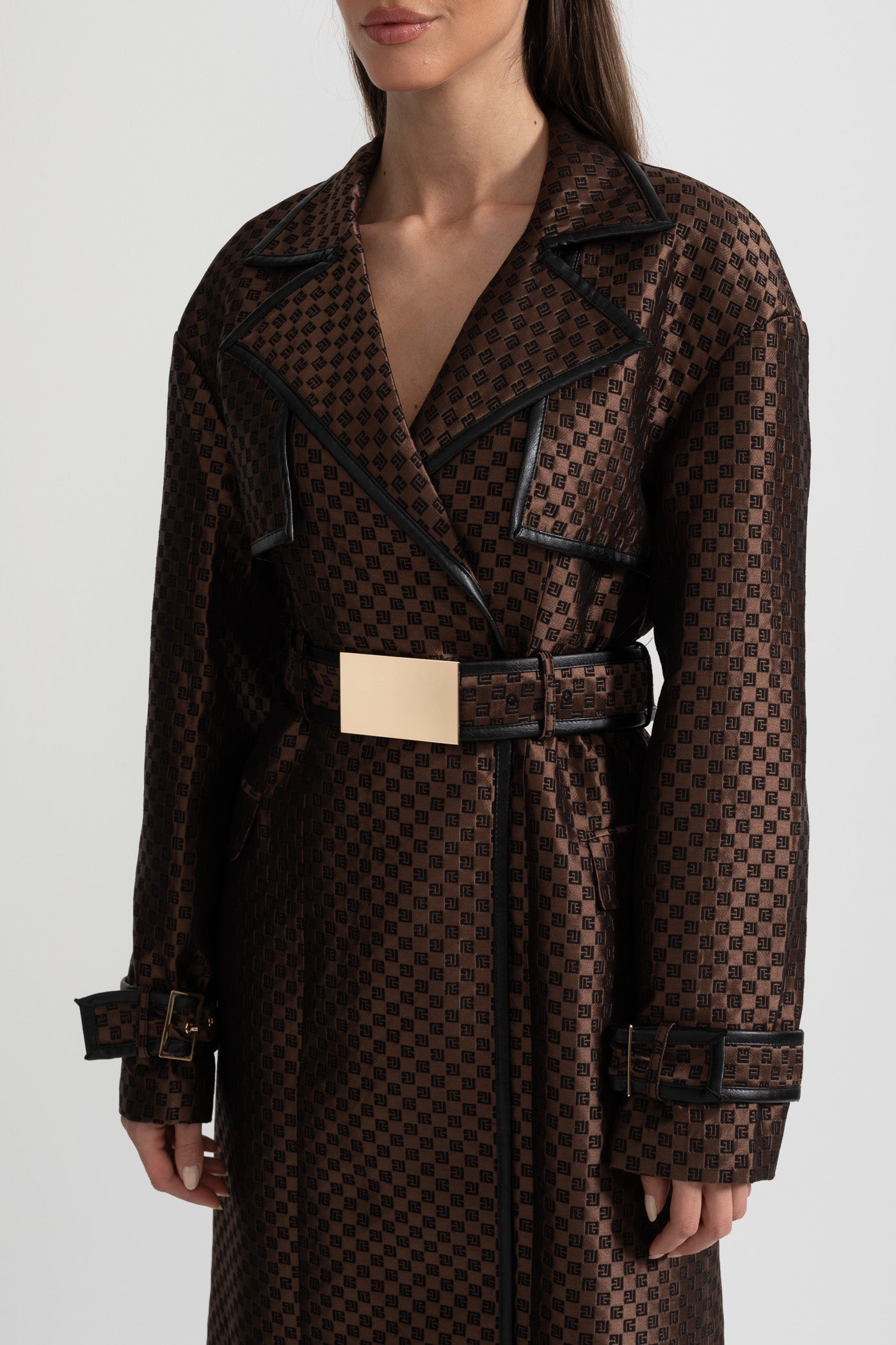 Trench-coat en jacquard avec ceinture taille à boucle dorée - Marron 