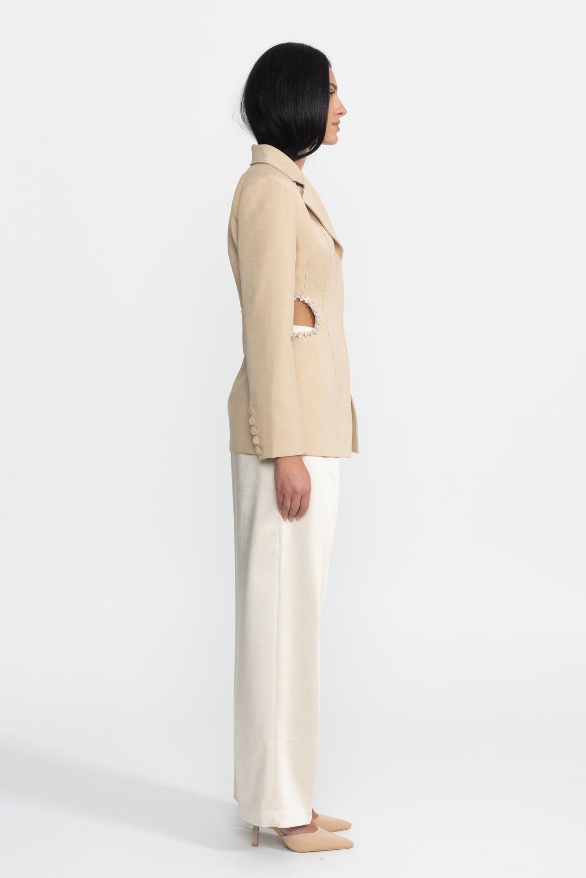 Blazer tailleur à taille ajourée et finitions cristal - Beige 