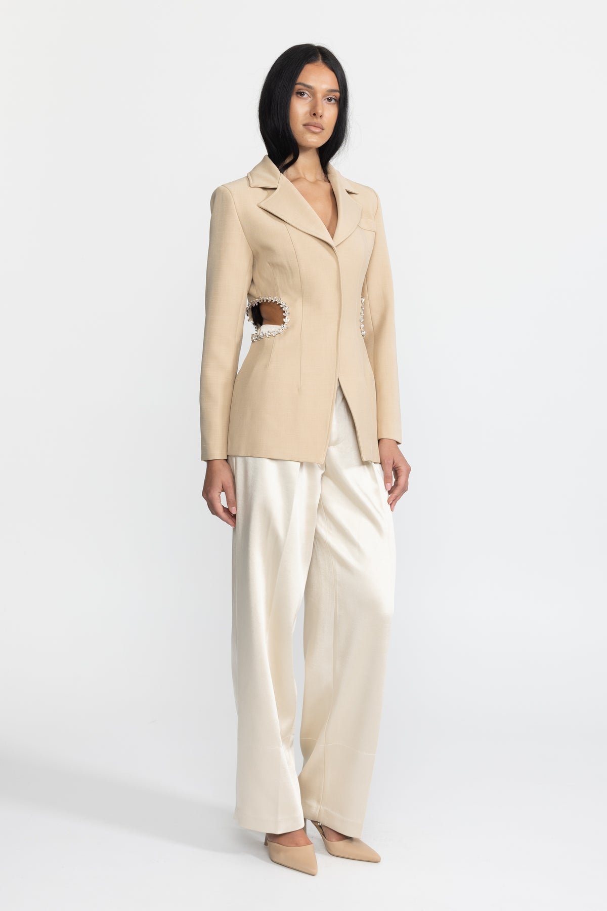 Blazer tailleur à taille ajourée et finitions cristal - Beige 