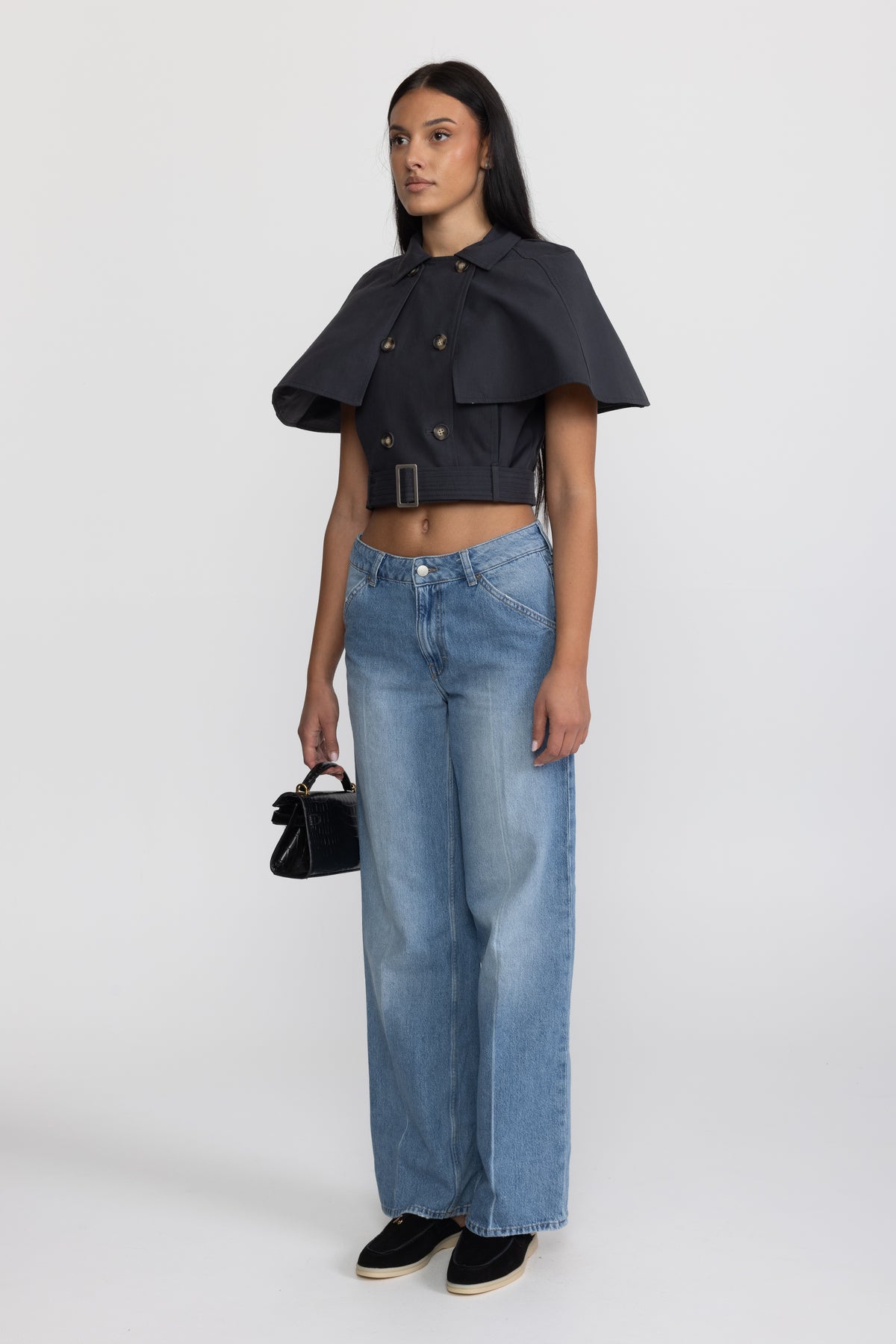 Cape-top trench cropped avec ceinture - bleu marine 