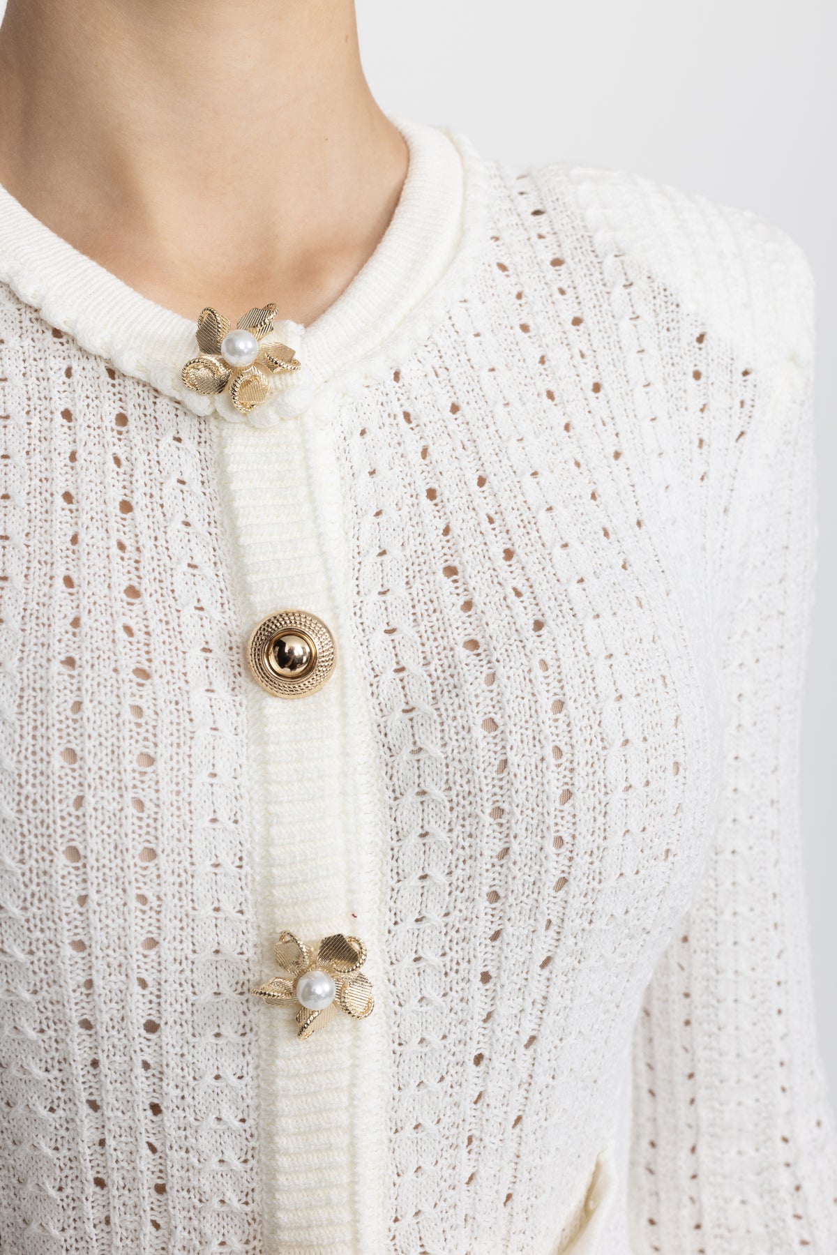 Robe mini peplum en maille pointelle à boutons fleur en perles - Blanc 
