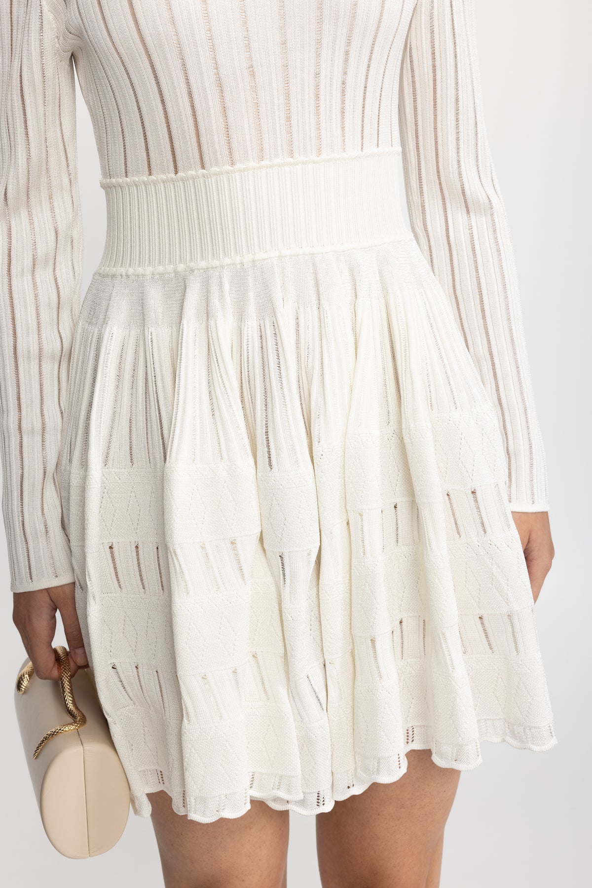 Robe mini patineuse à encolure dégagée en maille ladder - Blanc 