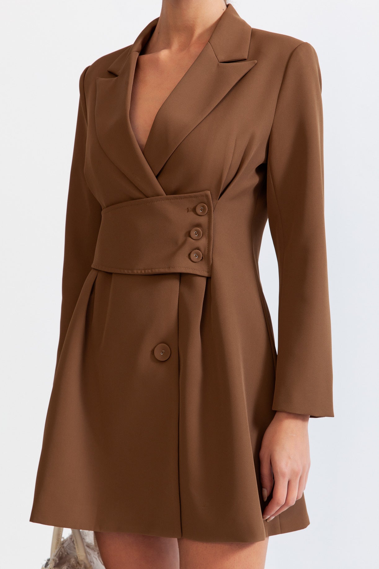 Robe type blazer avec taille mise en valeur - Marron 