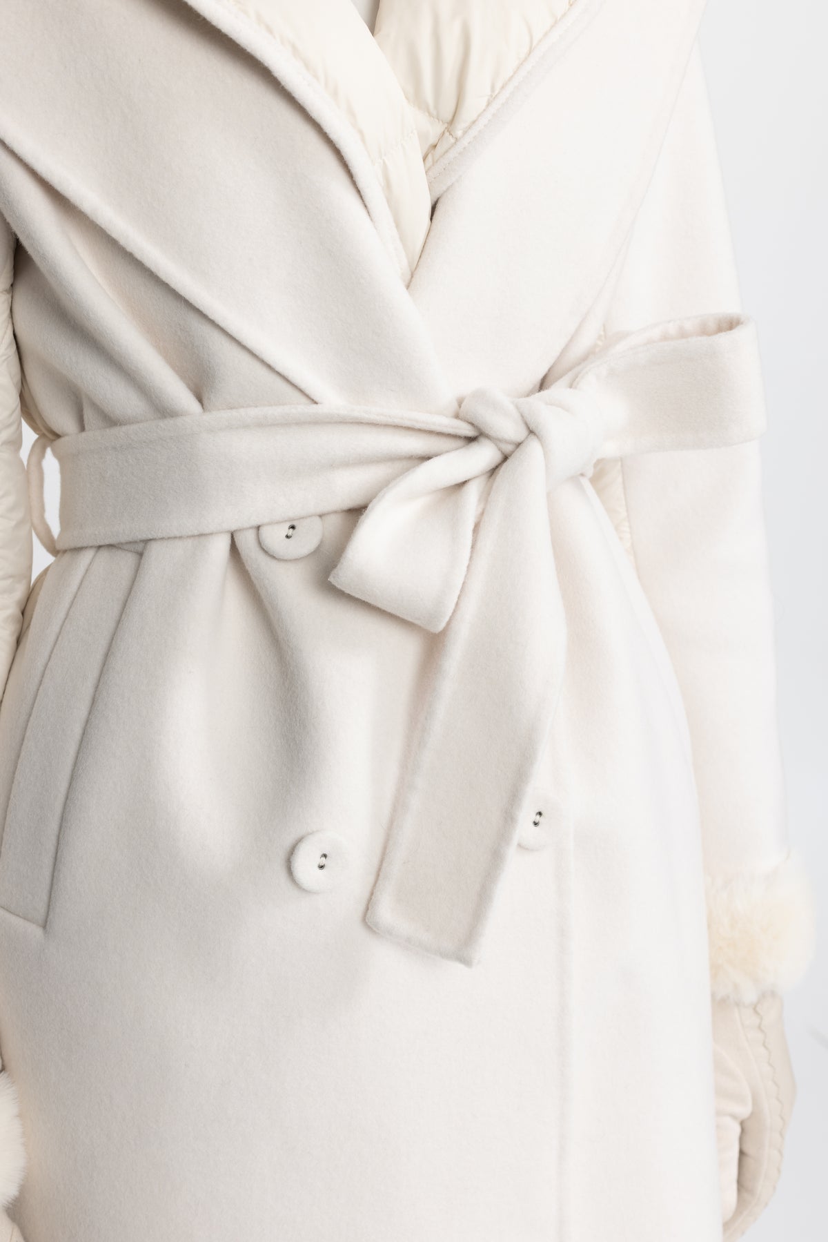 Quilted Back Hooded Wool Wrap Coat with Mink Fur - Ivoire