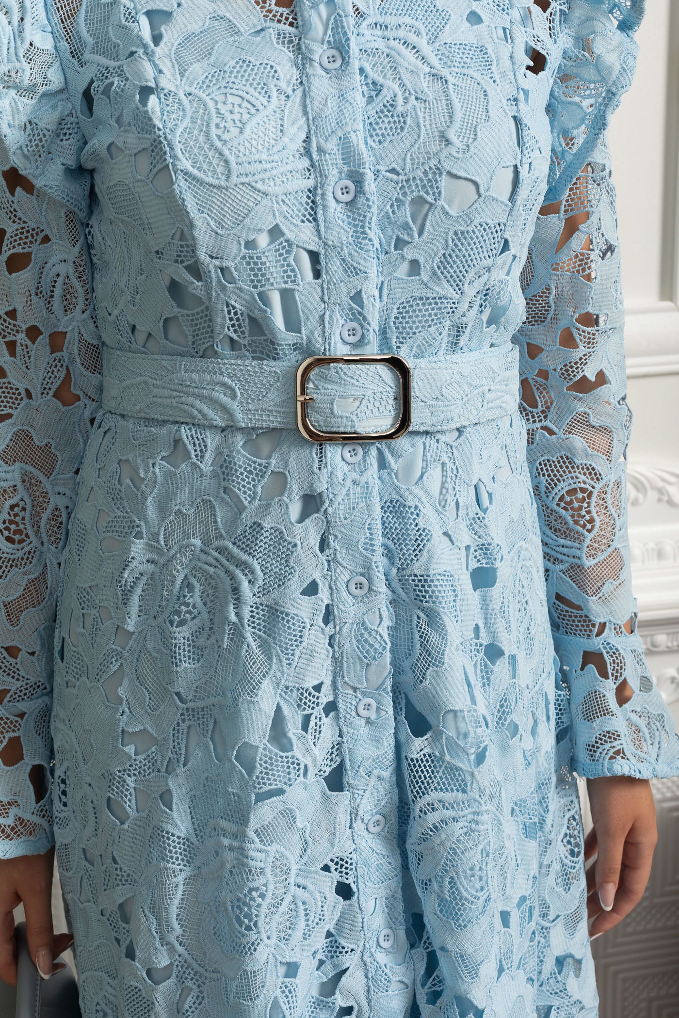 Lace Midi Dress with Ruffled Shoulders and Floral Detailing - Blue