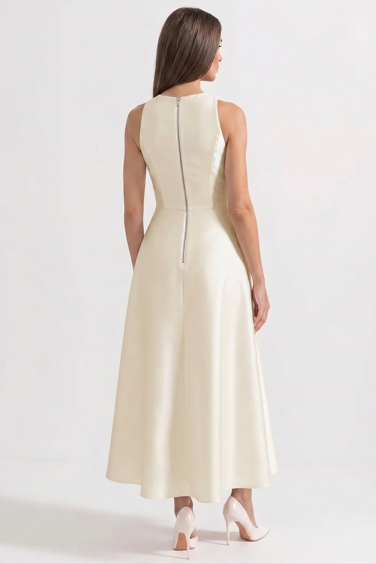 Robe longue à col halter avec nœud noir sur le buste et boutons sur le devant - Blanc 