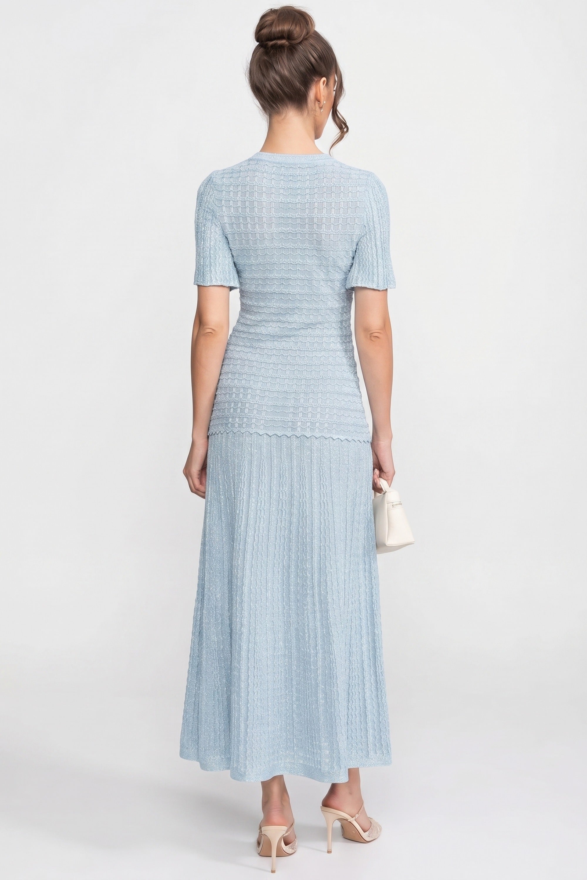 Robe midi à manches courtes avec texture tricotée scintillante - Light Blue 