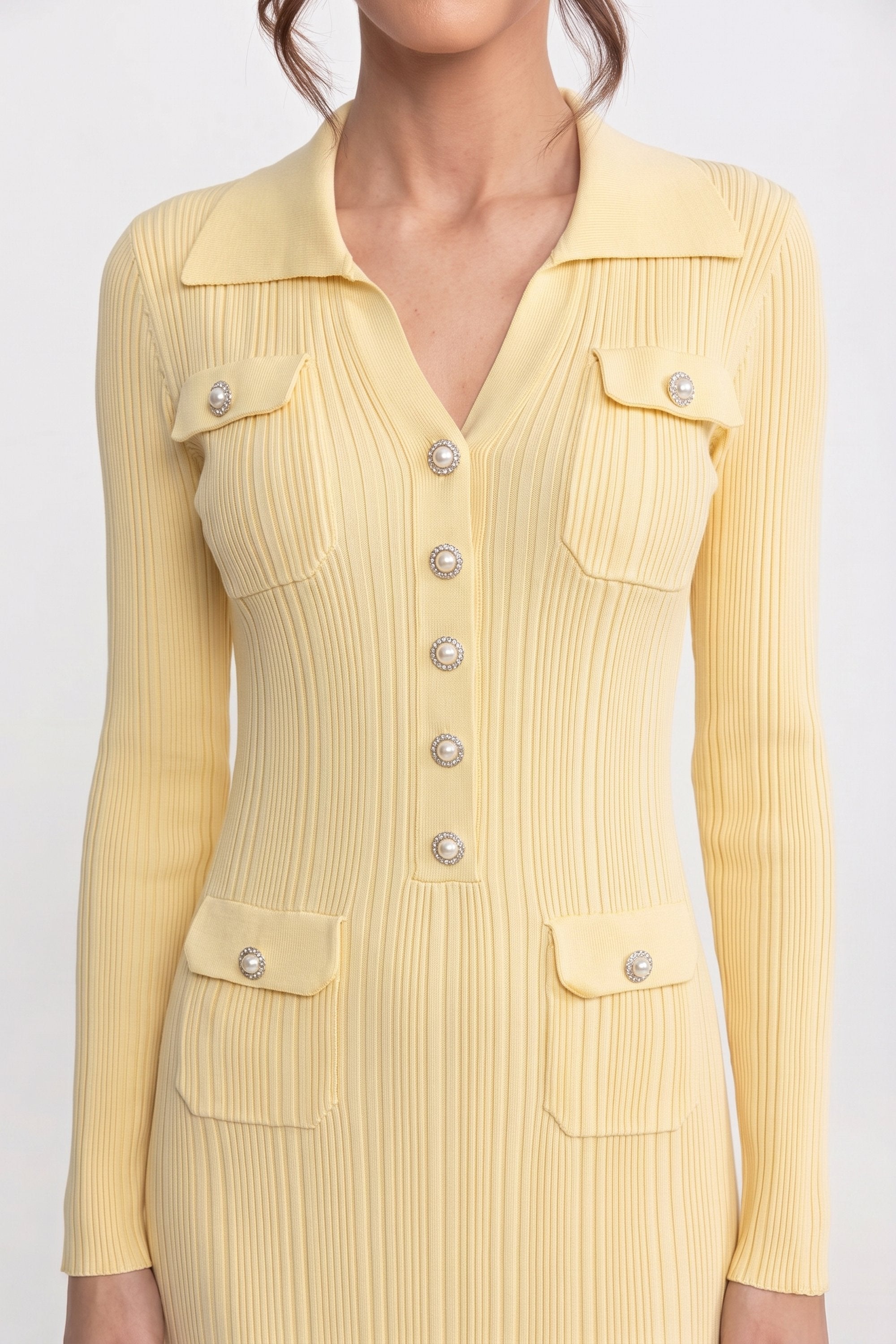 Robe longue en maille à manches longues avec boutonnage frontal et poches plaquées - Jaune 