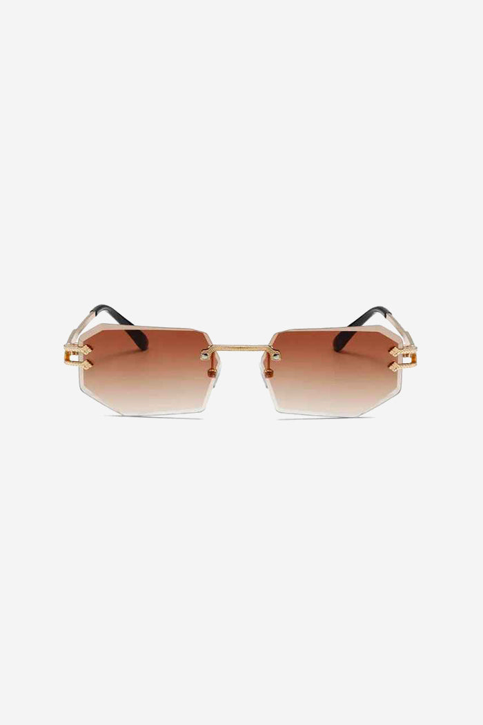 Lunettes de soleil géométriques sans monture avec branches en chaîne dorée texturée – dégradé marron 