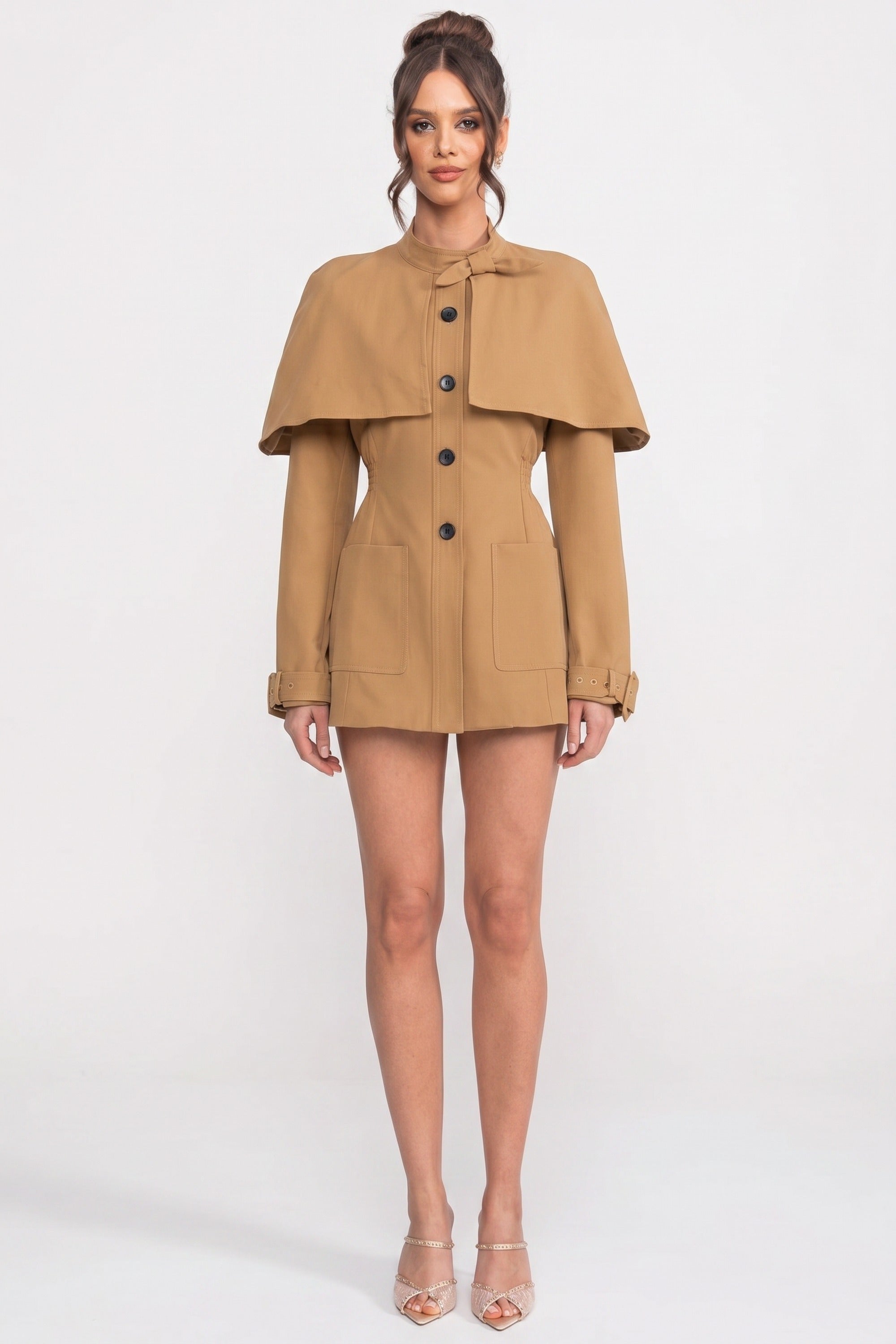 Robe-manteau boutonnée avec cape structurée superposée - Khaki 