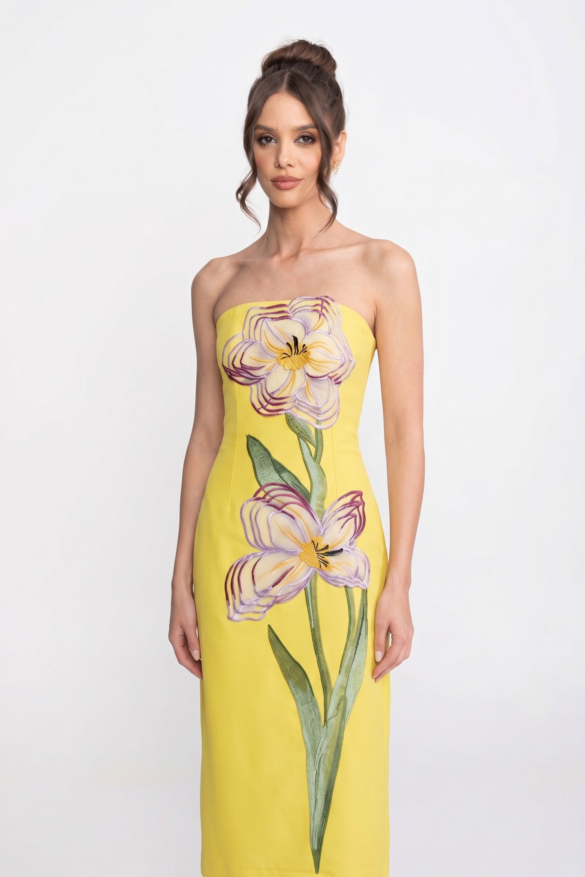 Robe longue sans bretelles à imprimé floral avec silhouette colonne - Jaune 