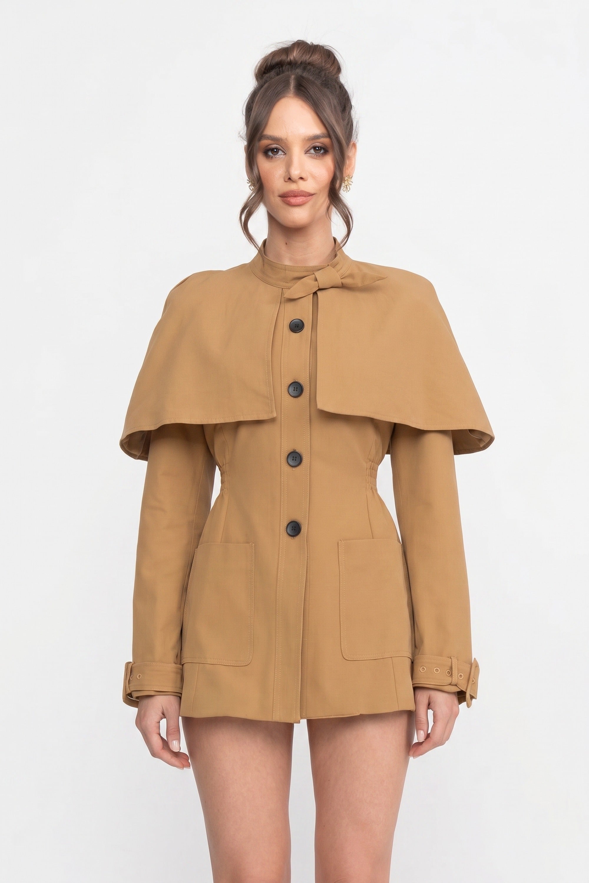Robe-manteau boutonnée avec cape structurée superposée - Khaki 