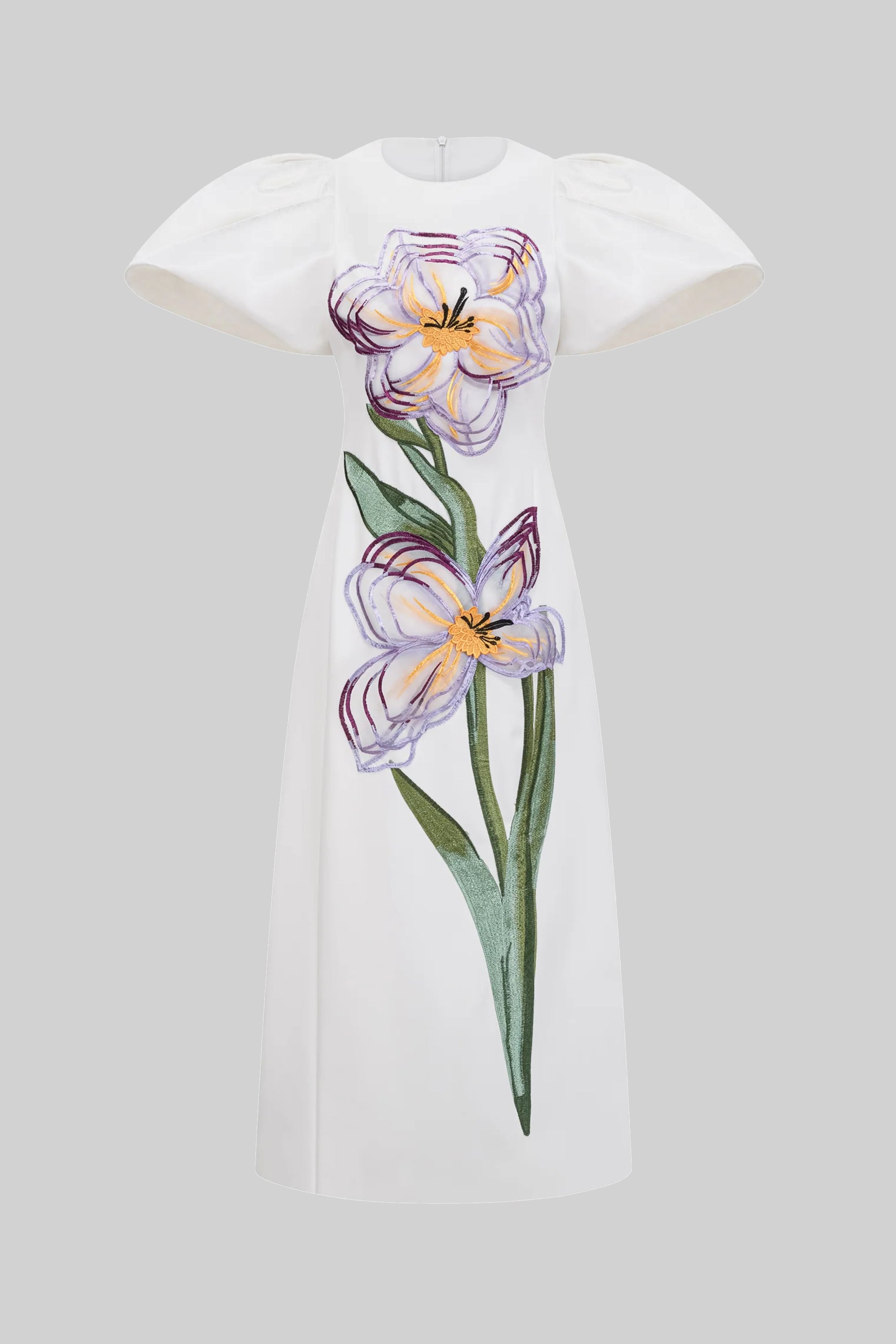 Robe longue structurée à épaules marquées avec appliqué floral iris en 3D - Blanc 