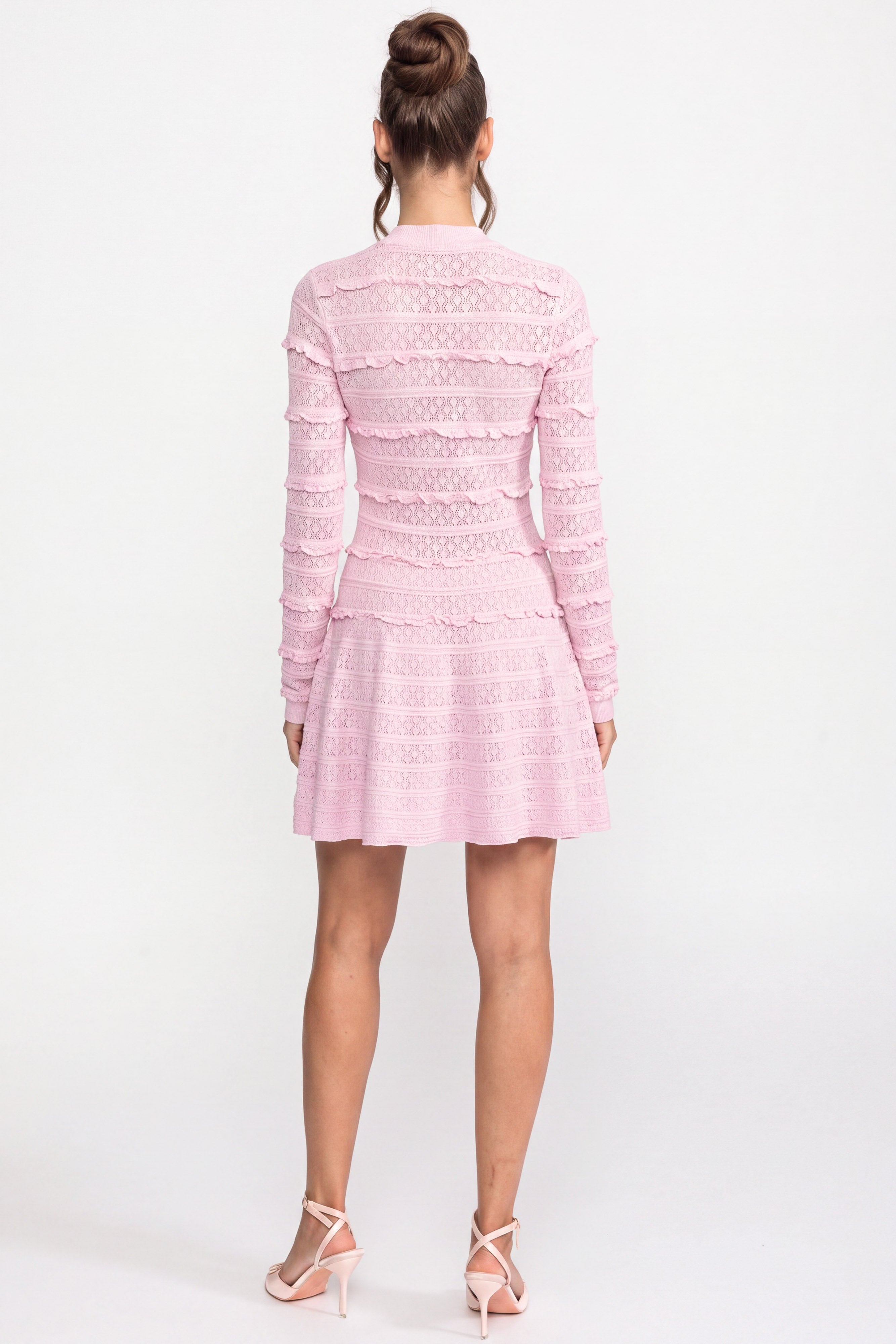Robe en maille évasée ajustée à boutonnage frontal avec boutons en cristal - Pink 