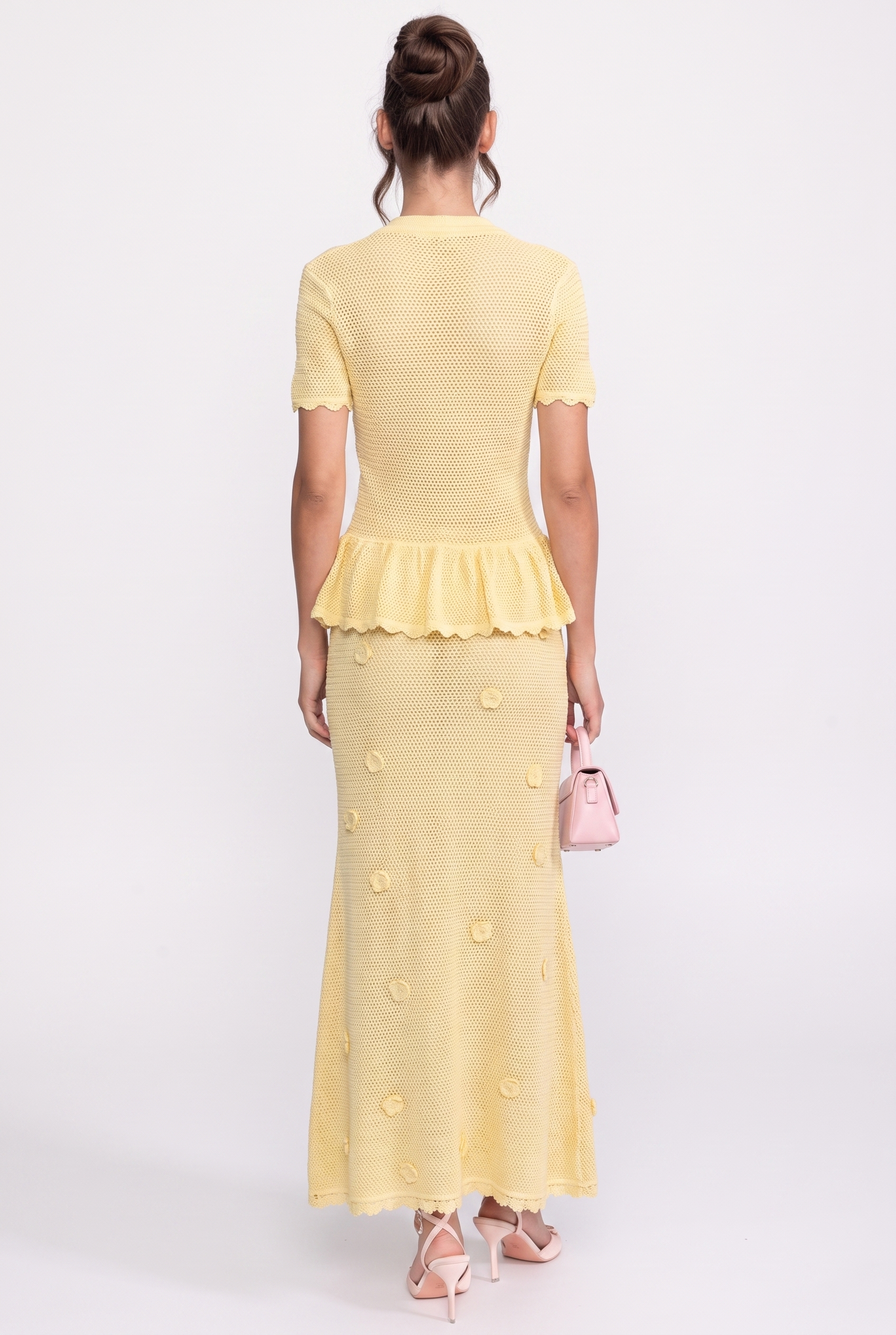 Robe longue à basque en crochet floral avec taille à cordon de serrage - Jaune 