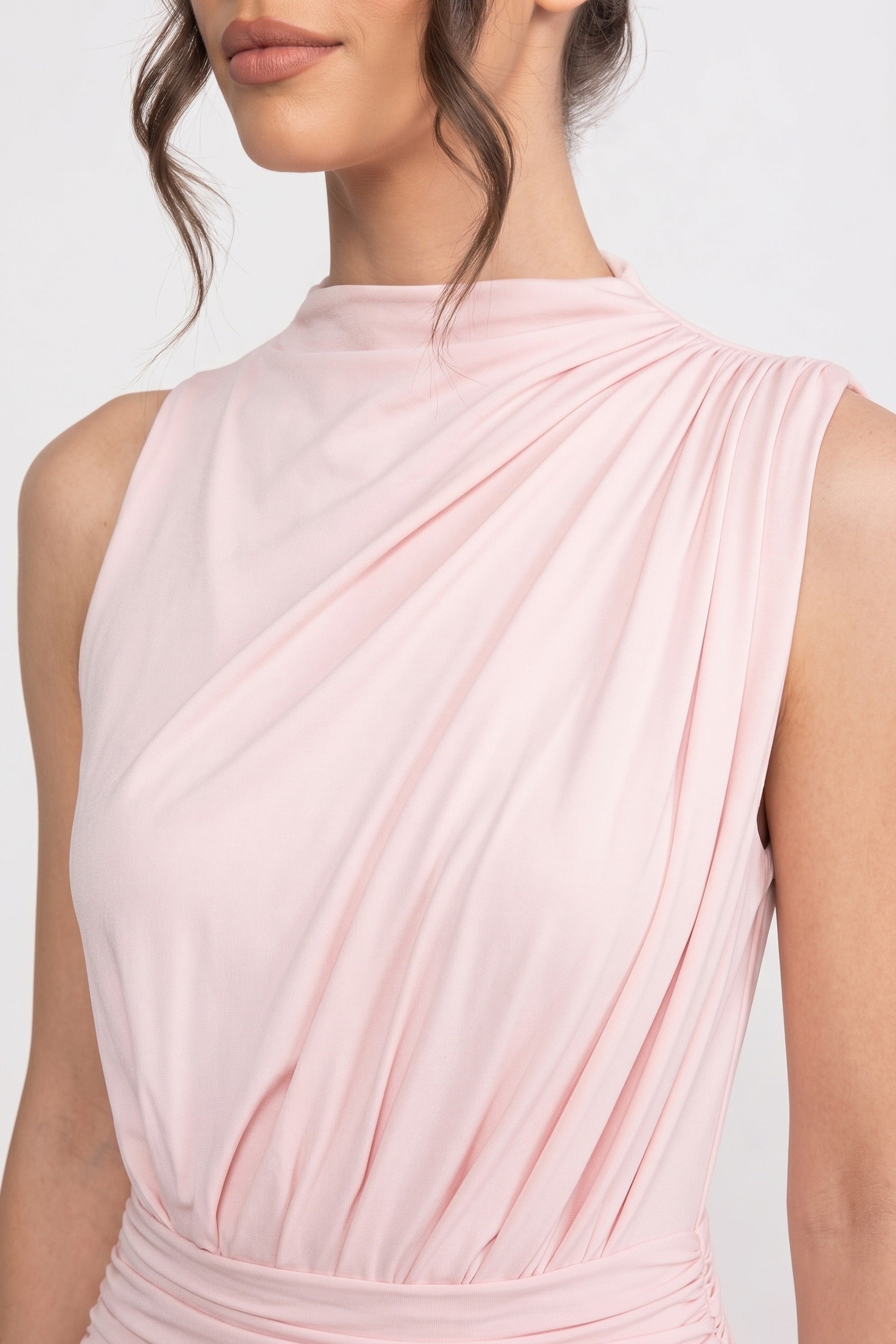 Robe longue plissée à col halter avec détail de taille froncée - Rose 