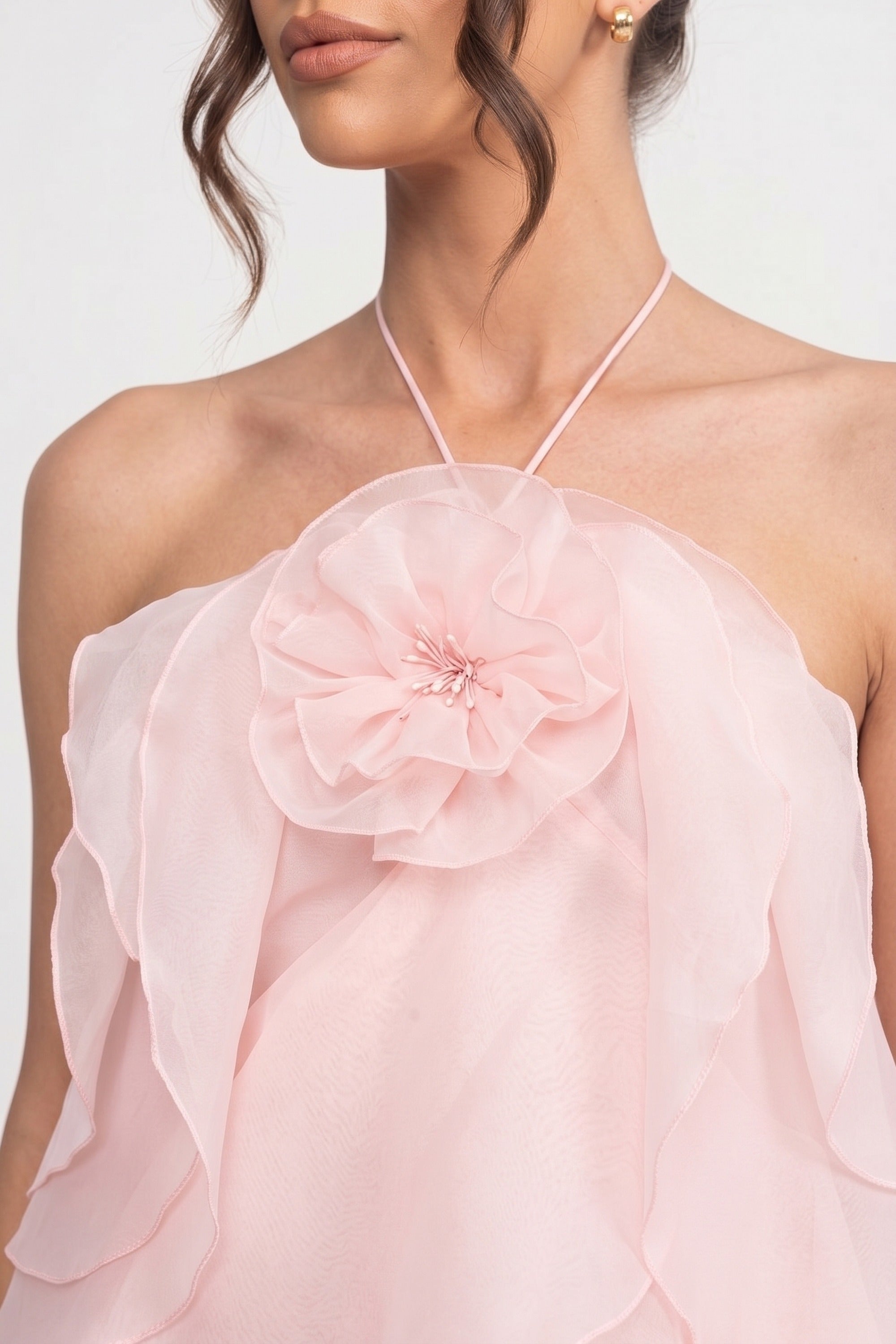 Mini-robe à volants superposés avec col halter floral 3D - Rose 