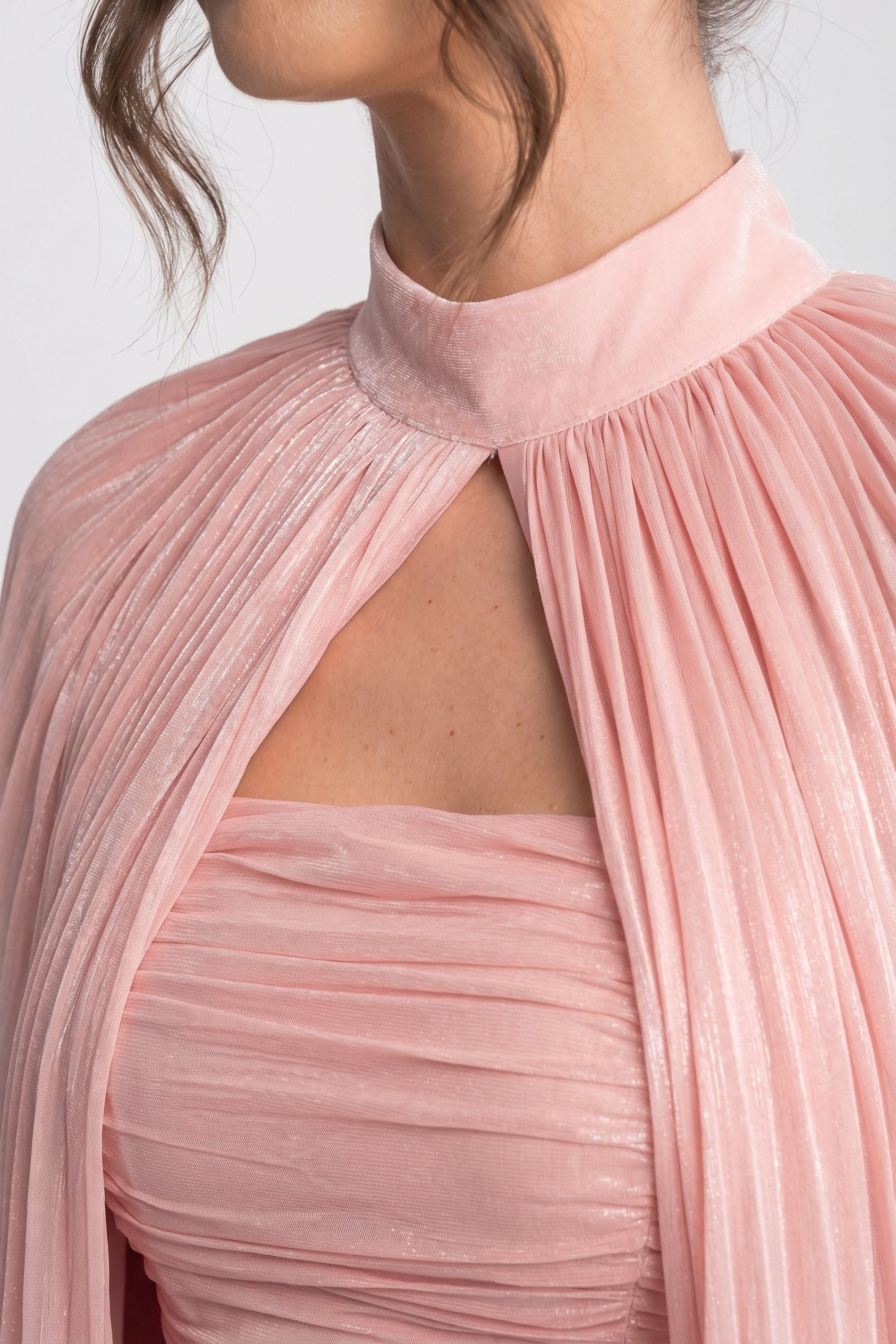 Robe mini à col montant et manches ballon avec jupe plissée - Rose 