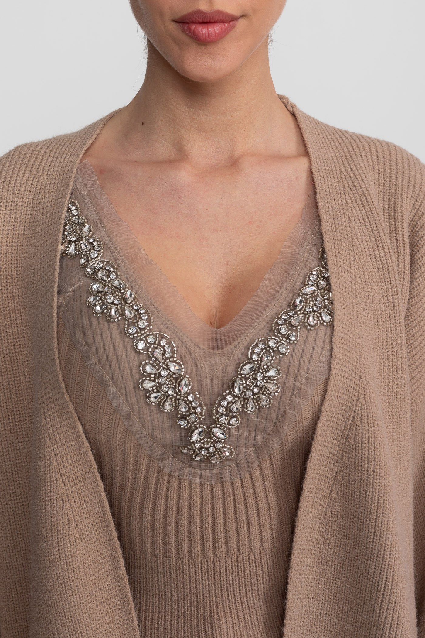 Ensemble Deux Pièces en Maille avec Ornements en Cristal et Poignets Bordés - Beige 