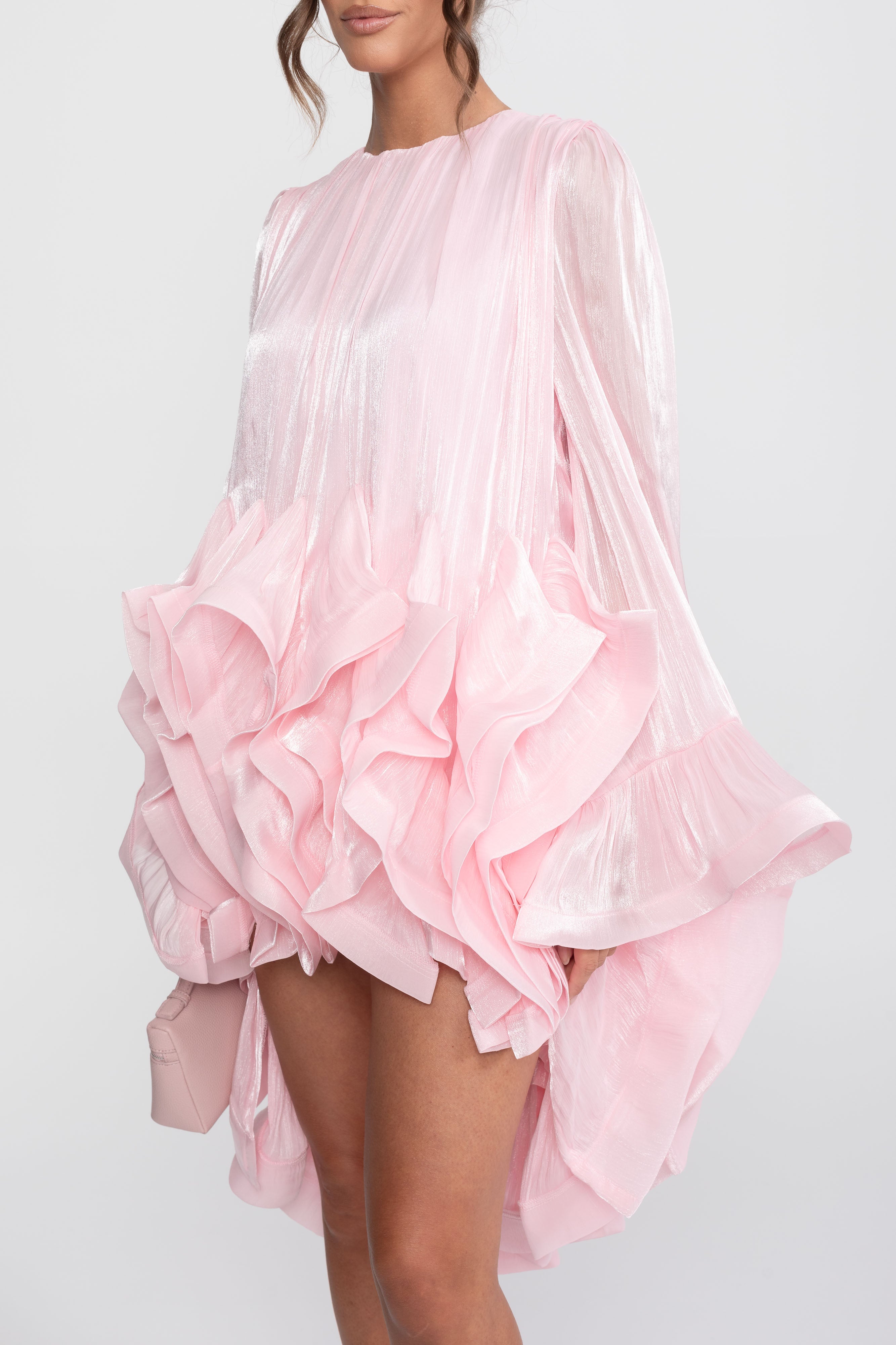 Mini-robe asymétrique à ourlet volanté avec finition satinée - Pink 