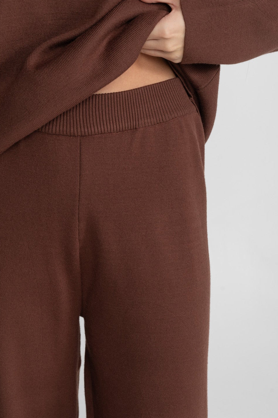 Ensemble coordonné Knit Lounge avec col en fourrure de renard – Marron 