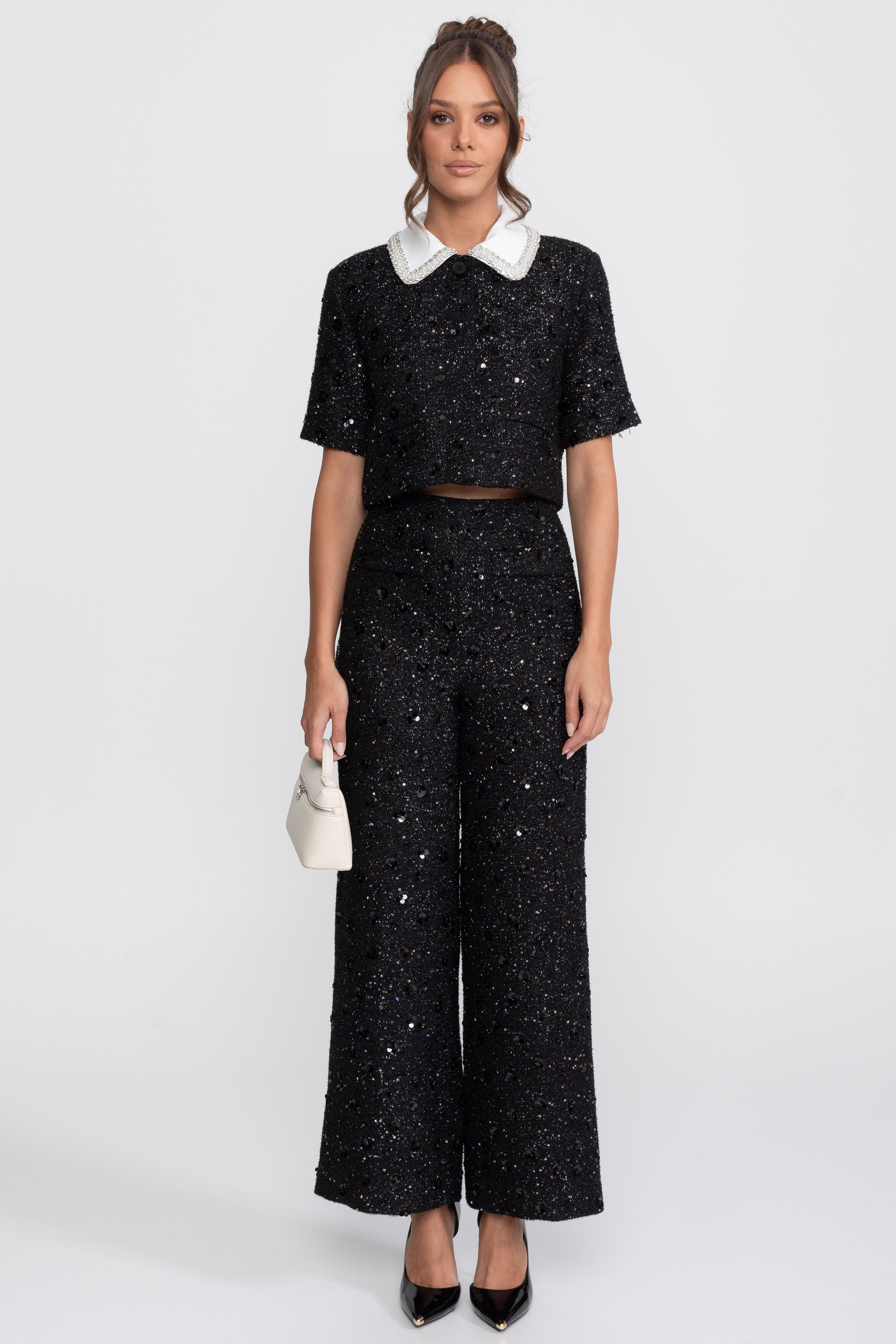 Veste courte en tweed à manches courtes avec col contrasté et détail de sequins - Noir 
