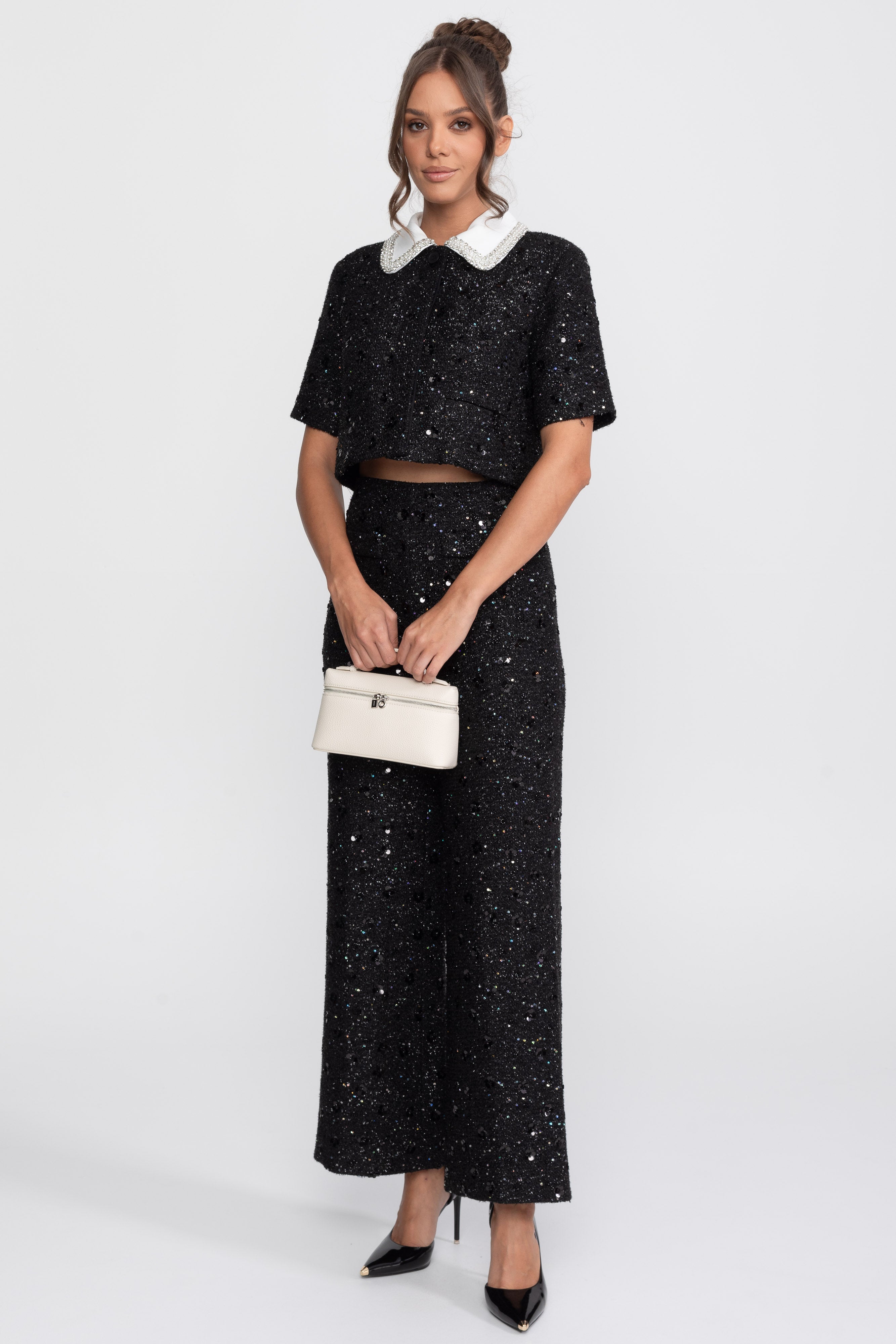 Veste courte en tweed à manches courtes avec col contrasté et détail de sequins - Noir 