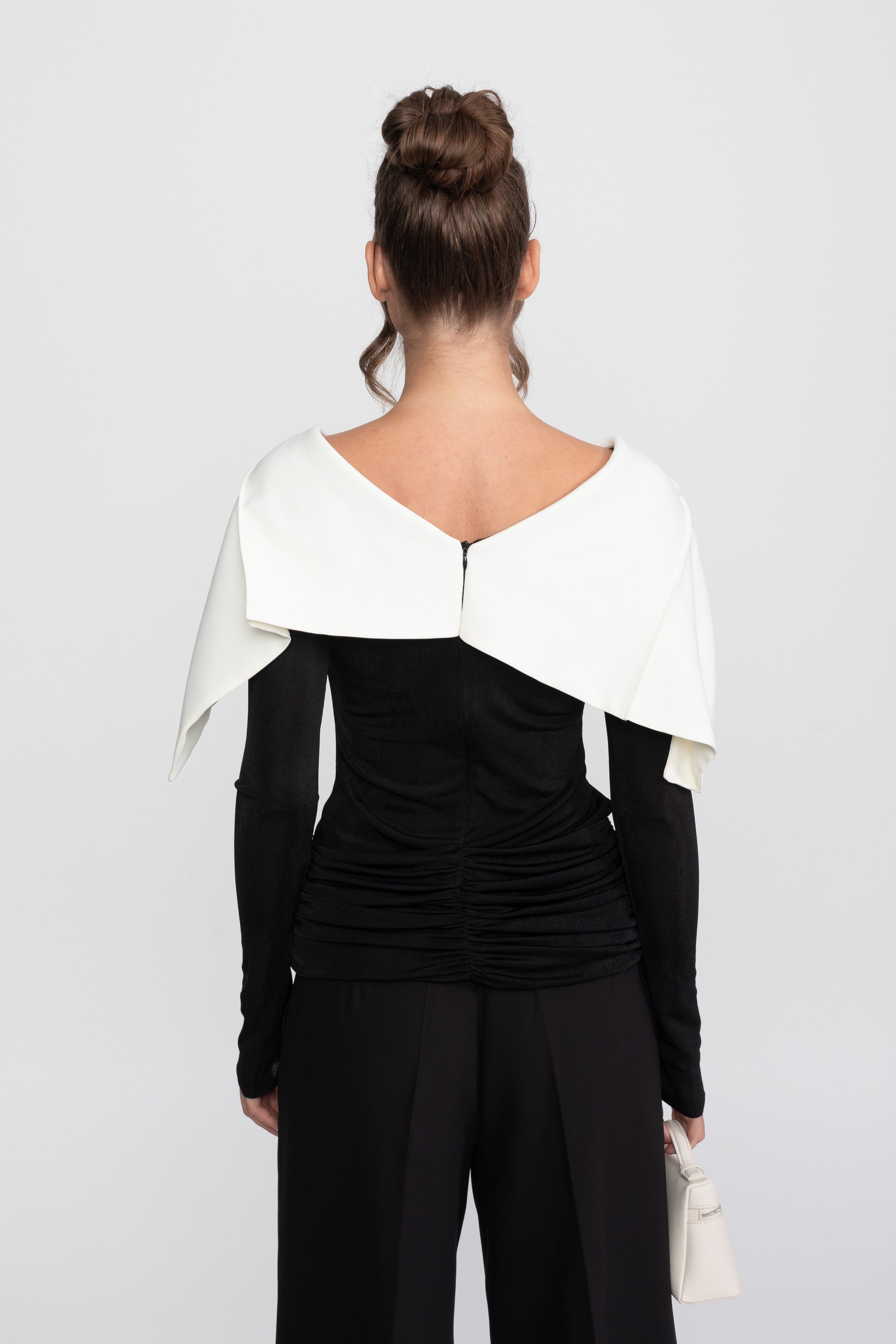 Top portefeuille froncé avec cape contrastante et ensemble pantalon - Noir 