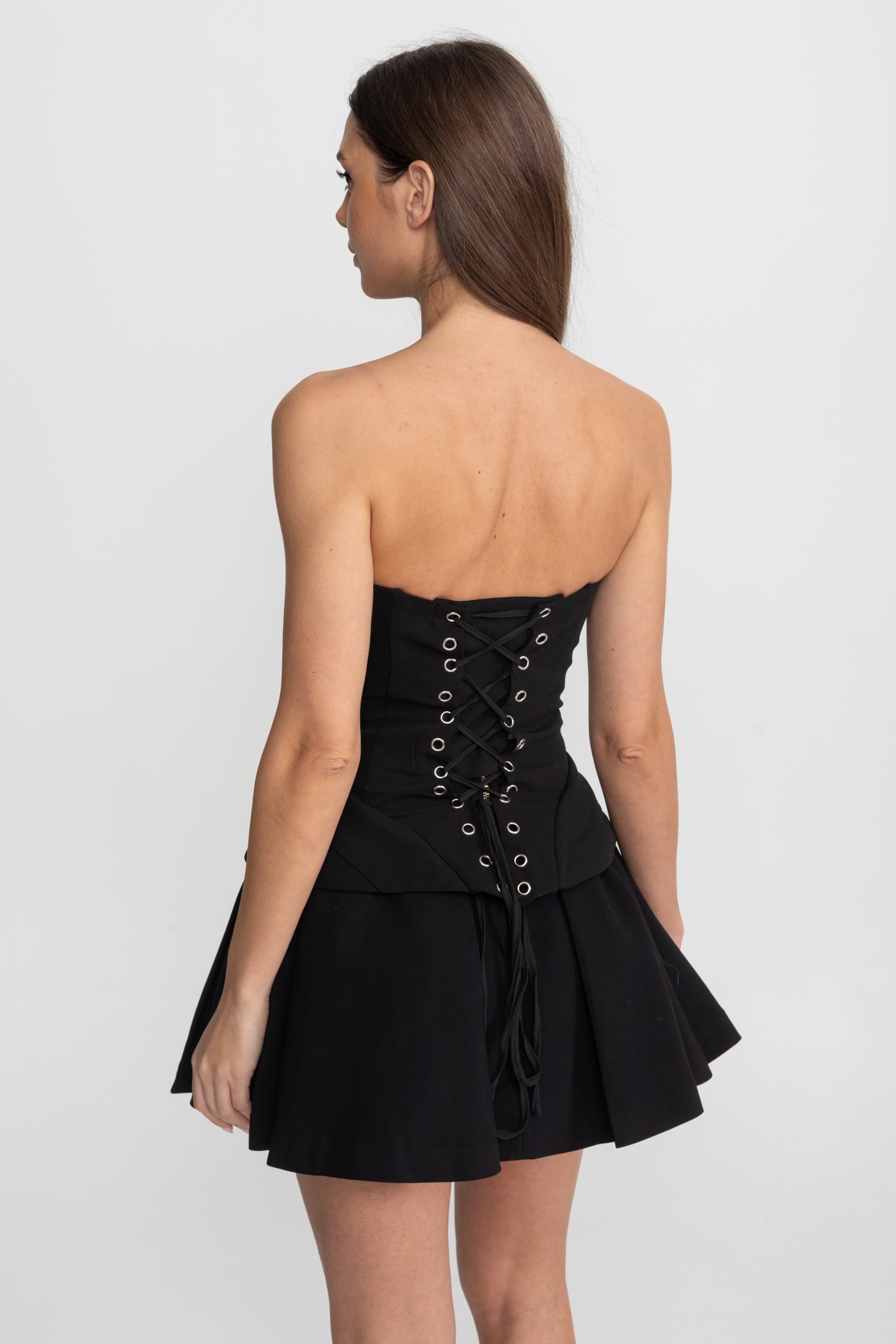 Haut bustier avec corsage sculpté et insert illusion – Noir 
